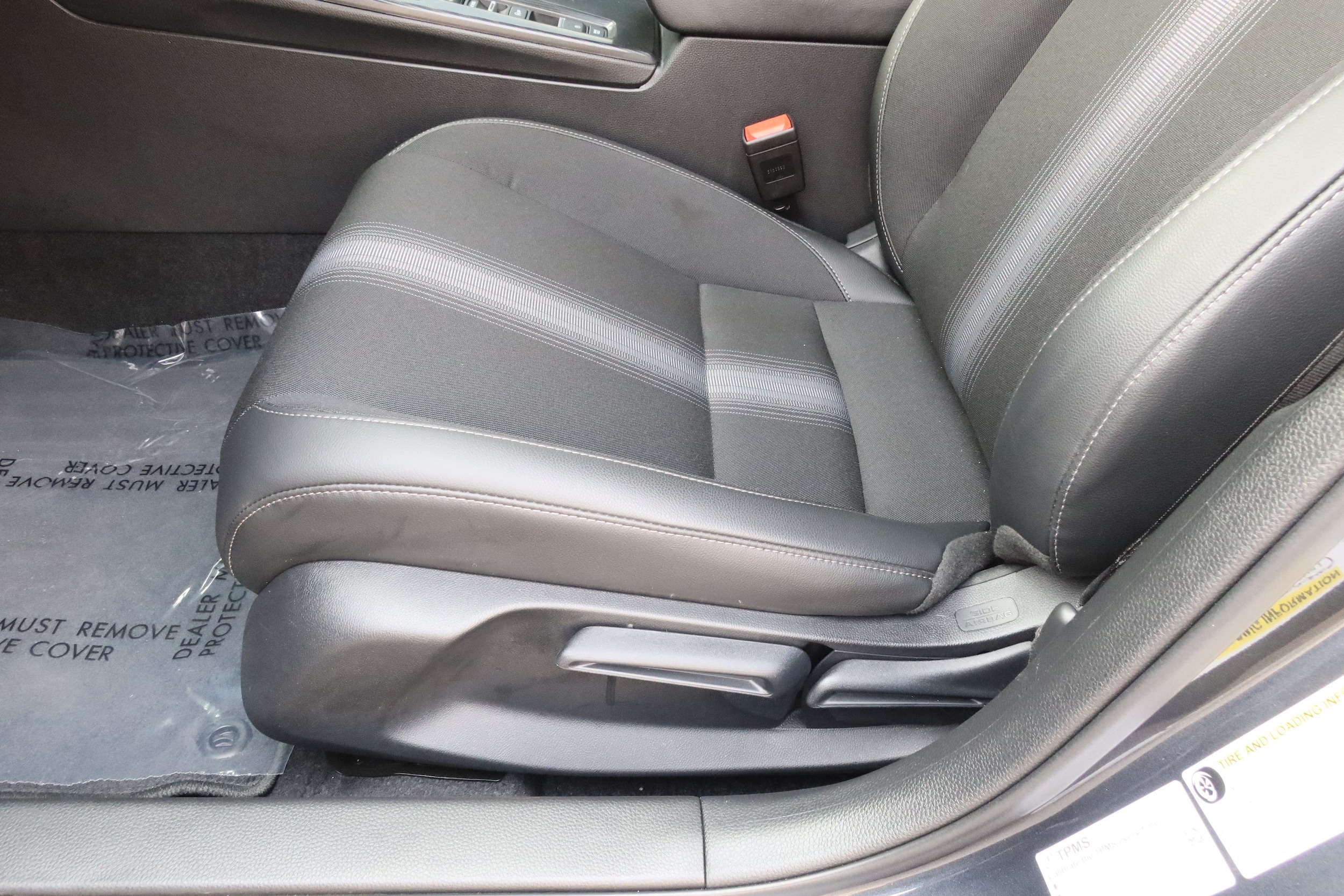 2026 Honda Civic Hatchback Sport - Photo 13