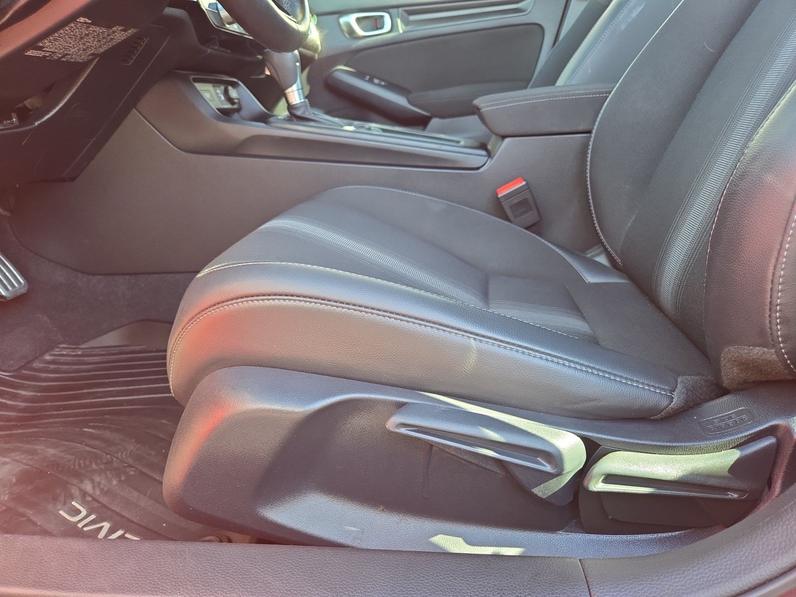 2024 Honda Civic Sport - Photo 15