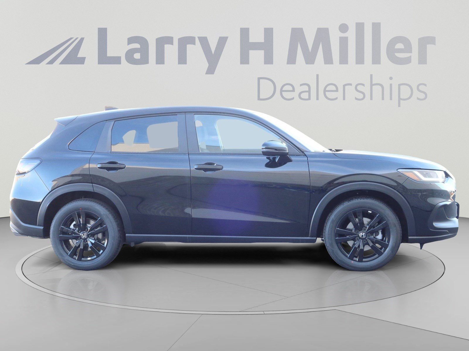 2027 Honda HR-V Sport - Photo 7