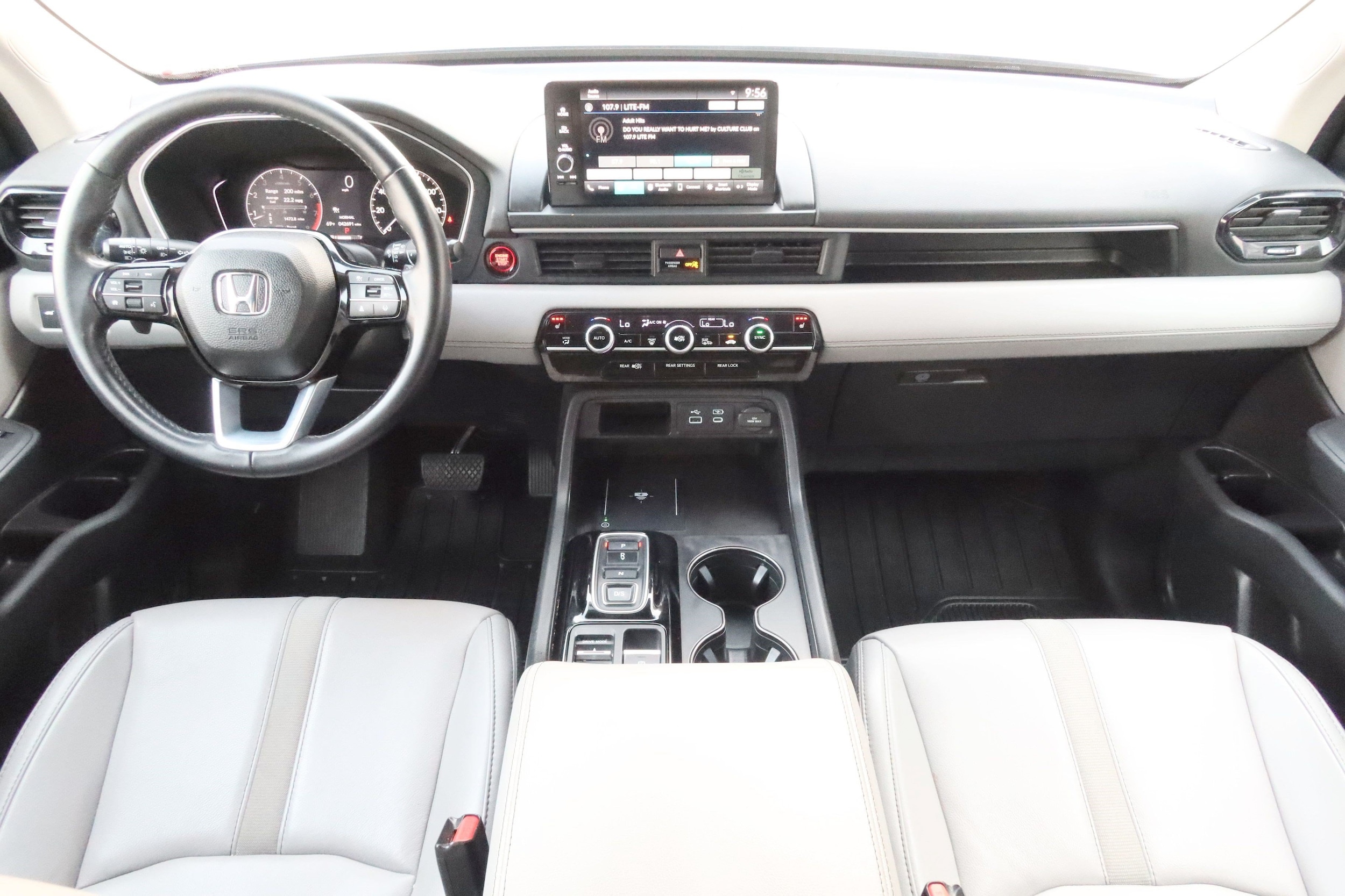 2023 Honda Pilot EX-L - Photo 17