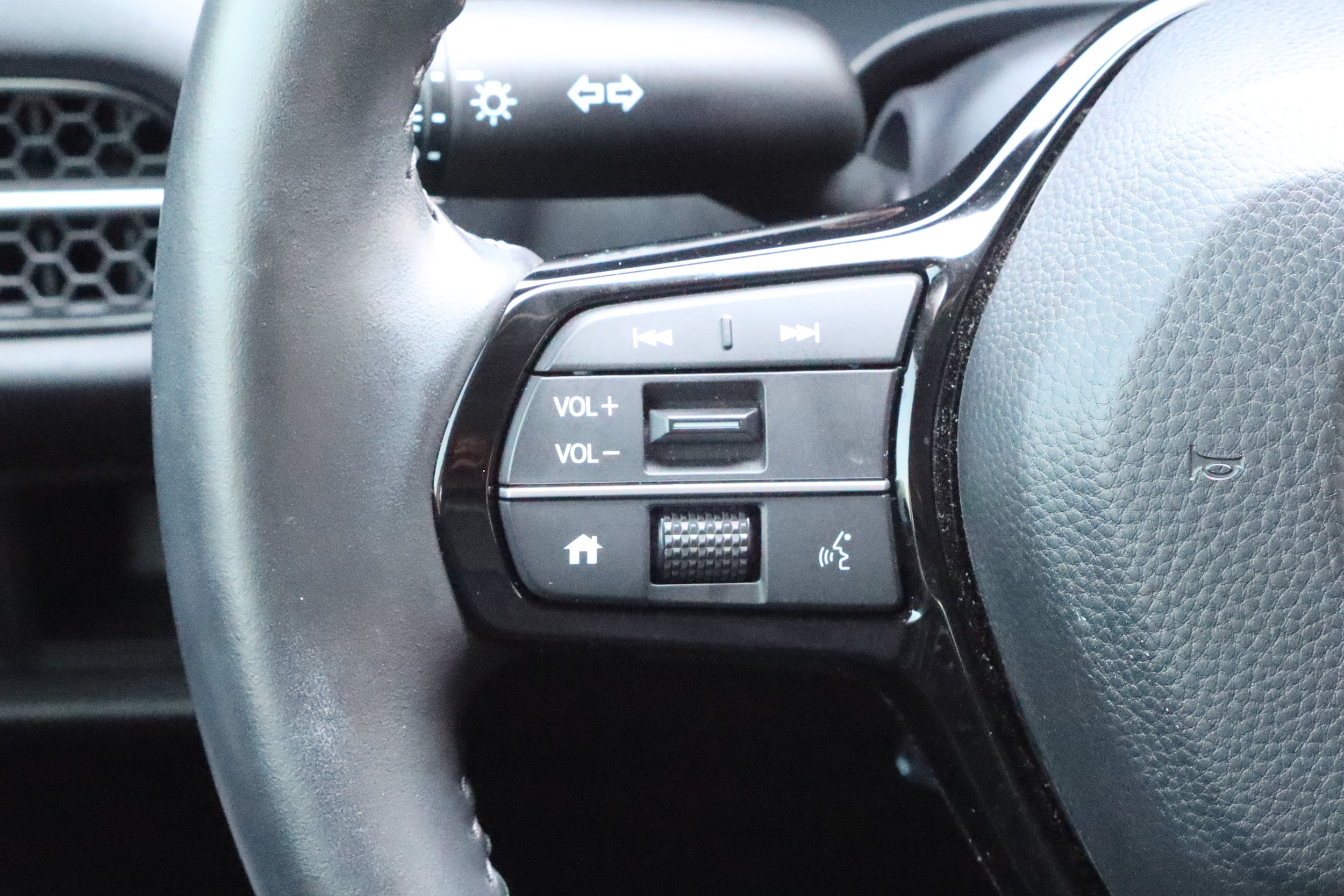 2025 Honda HR-V EX-L - Photo 21