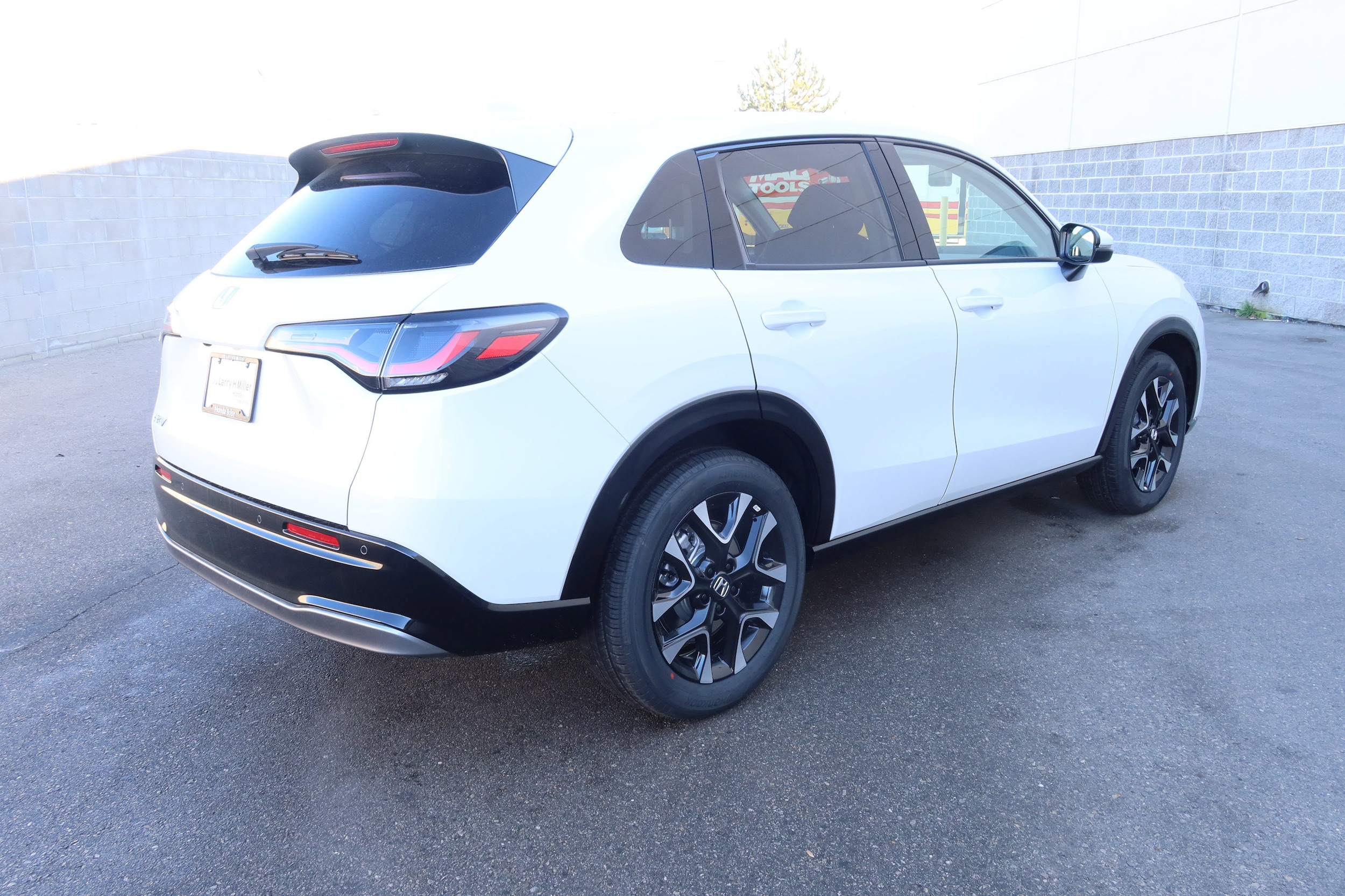 2026 Honda HR-V EX-L - Photo 6