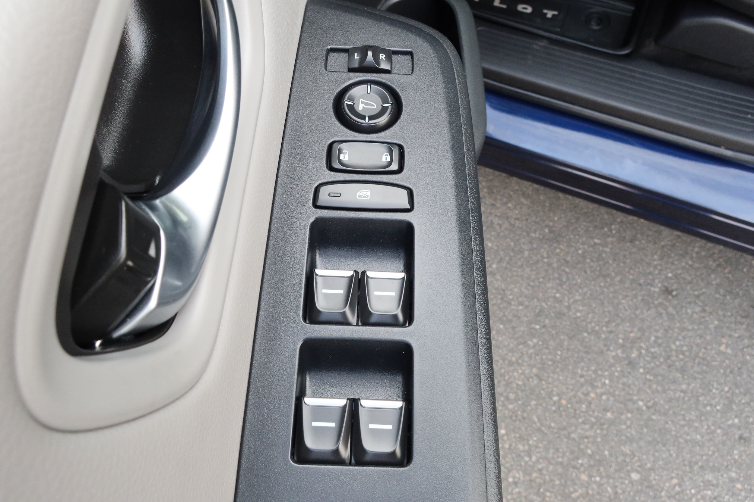 2023 Honda Pilot EX-L - Photo 15