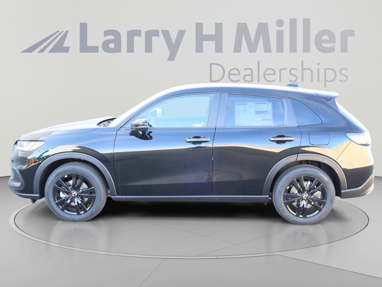 2027 Honda HR-V Sport - Photo 3