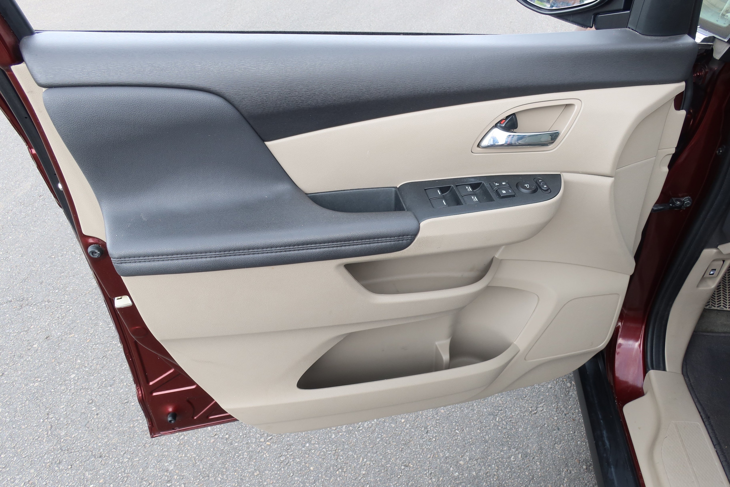 2016 Honda Odyssey EX-L - Photo 14