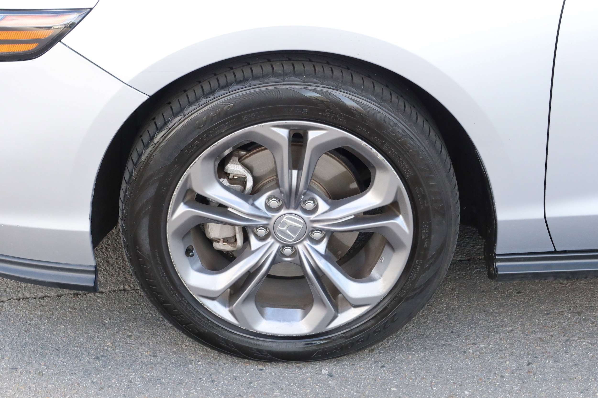 2024 Honda Accord EX - Photo 10