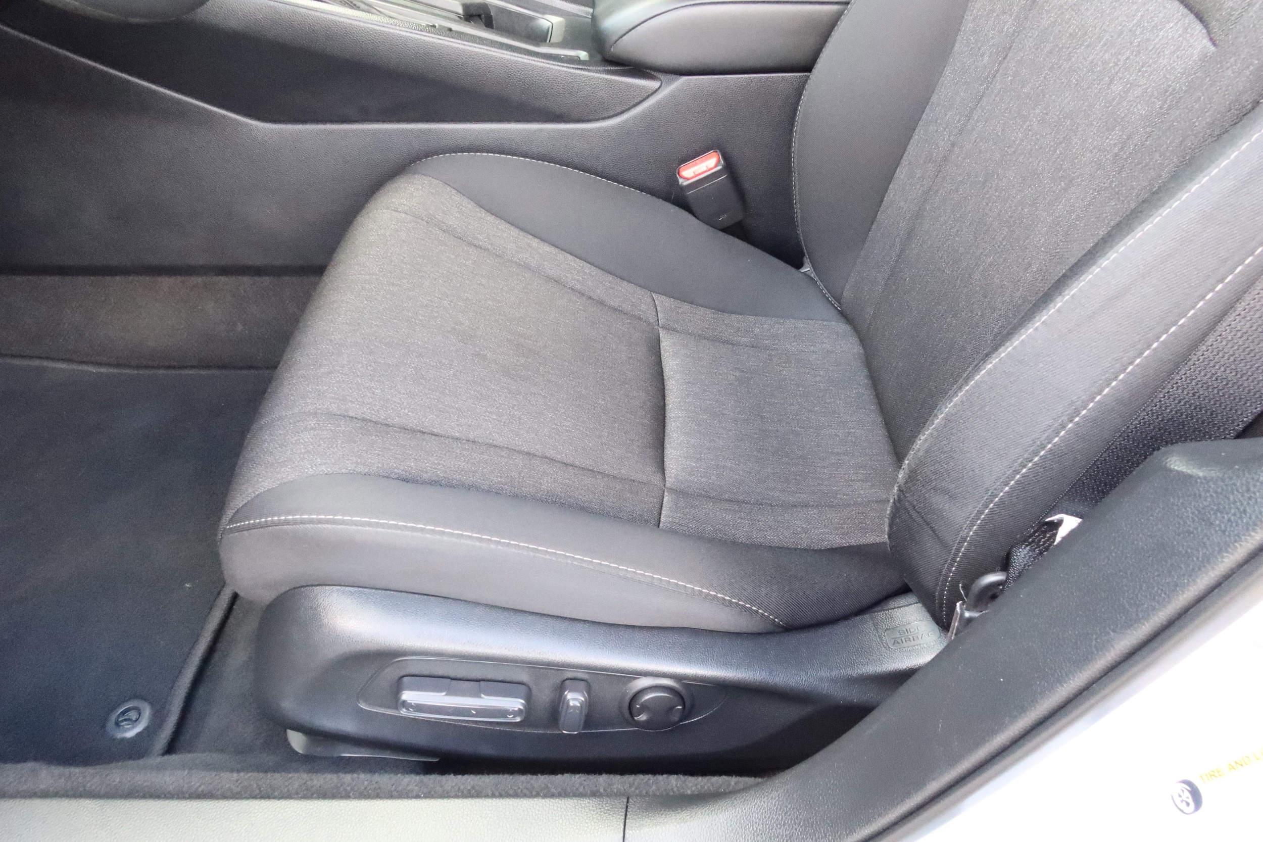 2024 Honda Accord EX - Photo 13