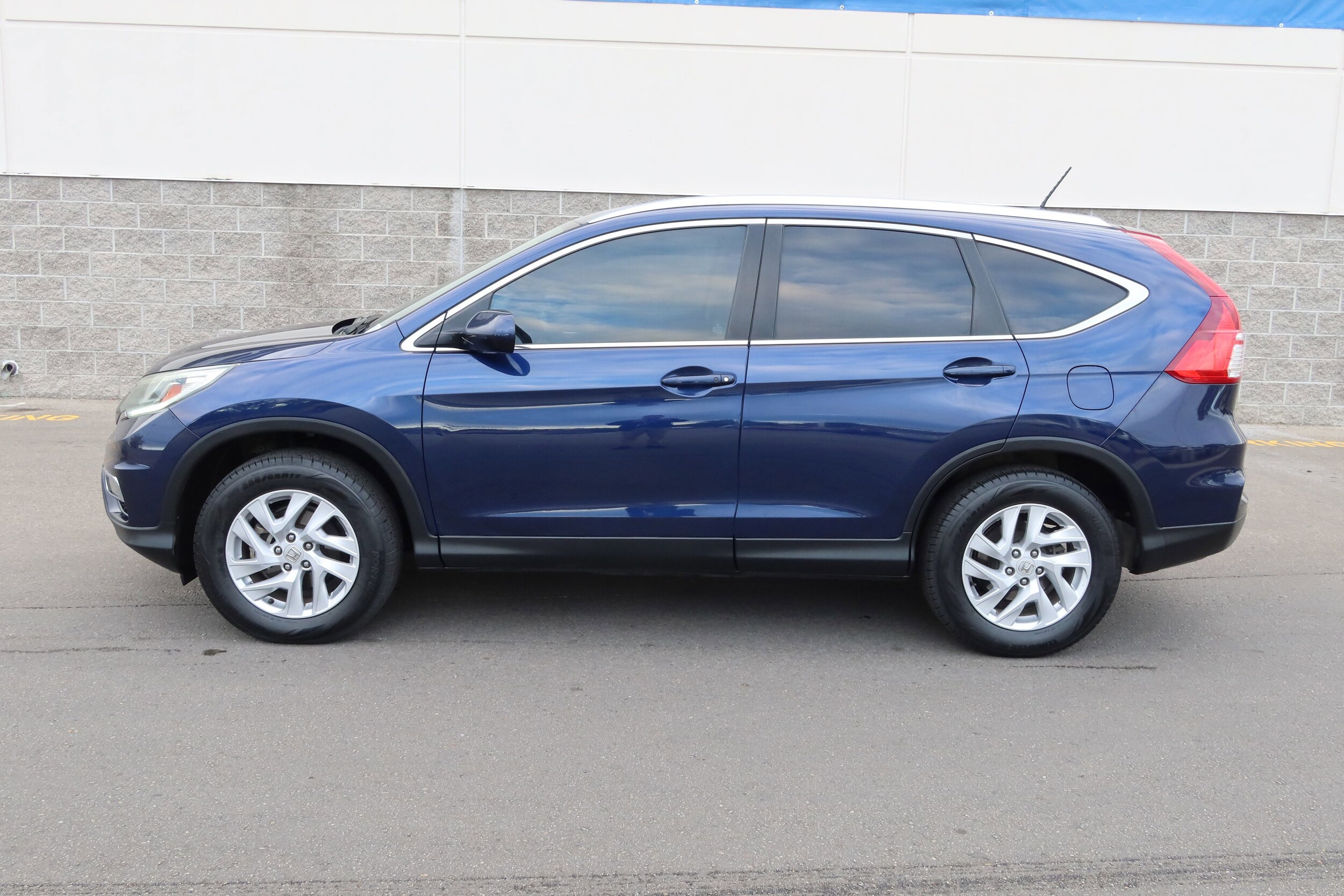 2015 Honda CR-V EX-L photo 2