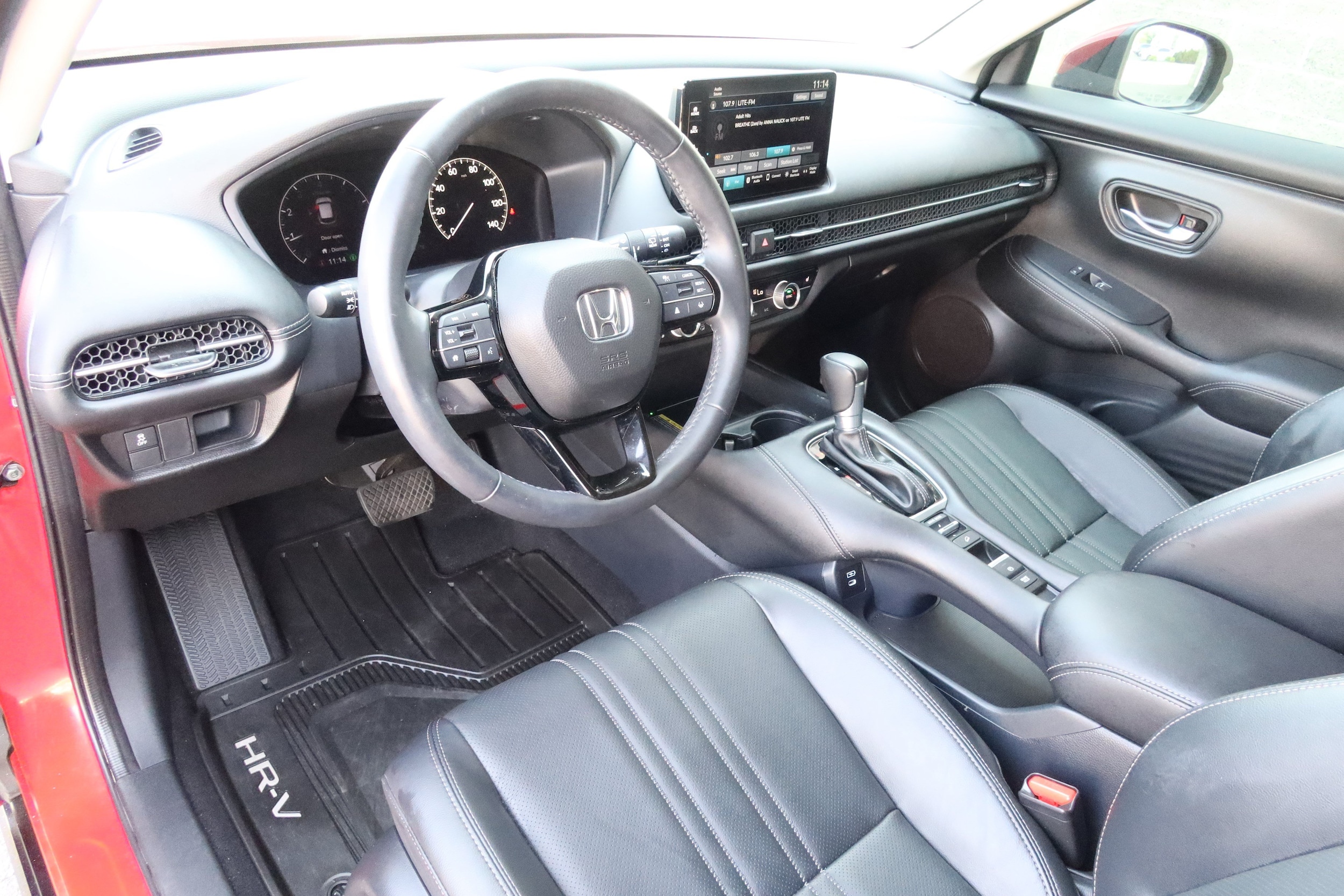 2025 Honda HR-V EX-L - Photo 11