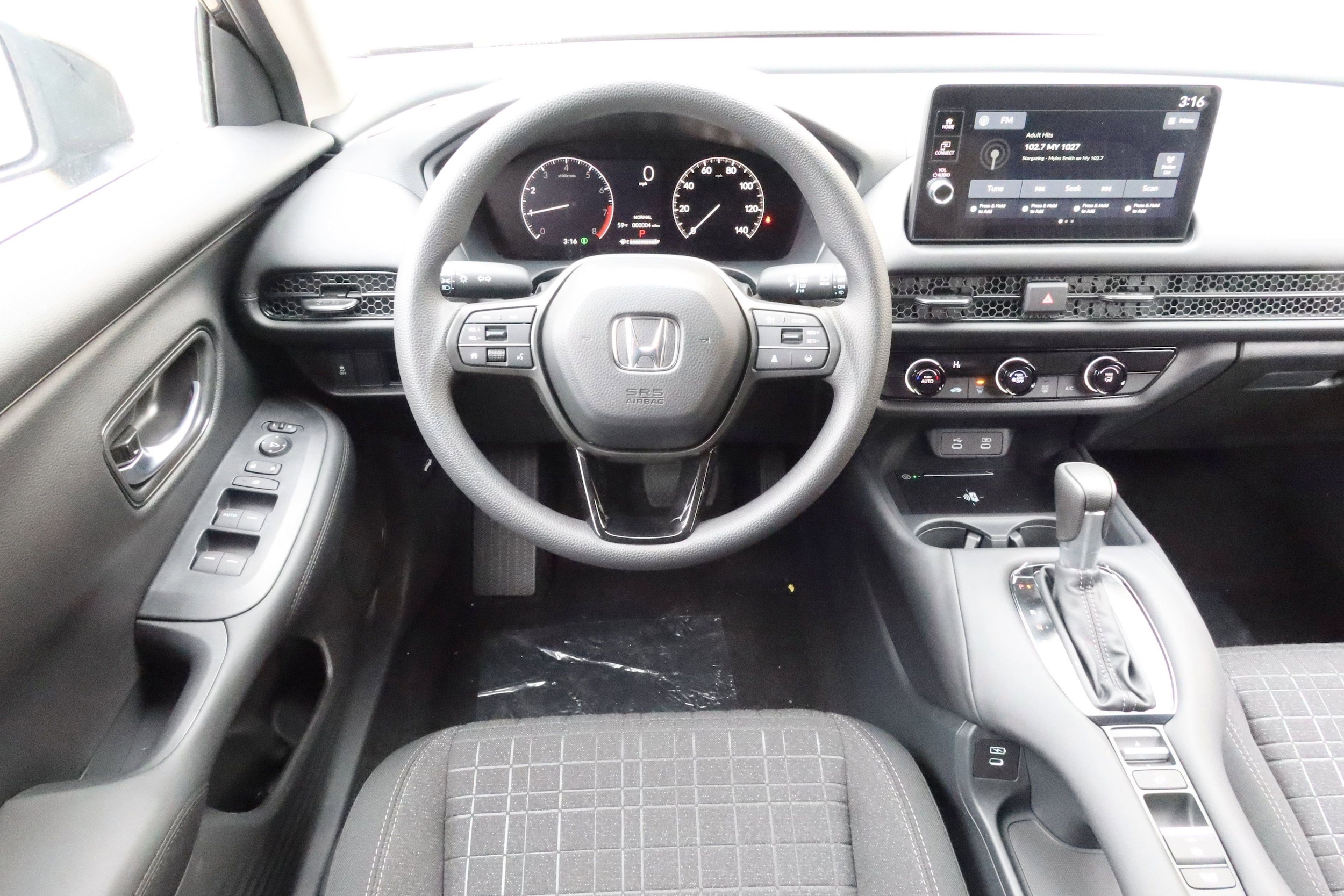 2026 Honda HR-V LX - Photo 18