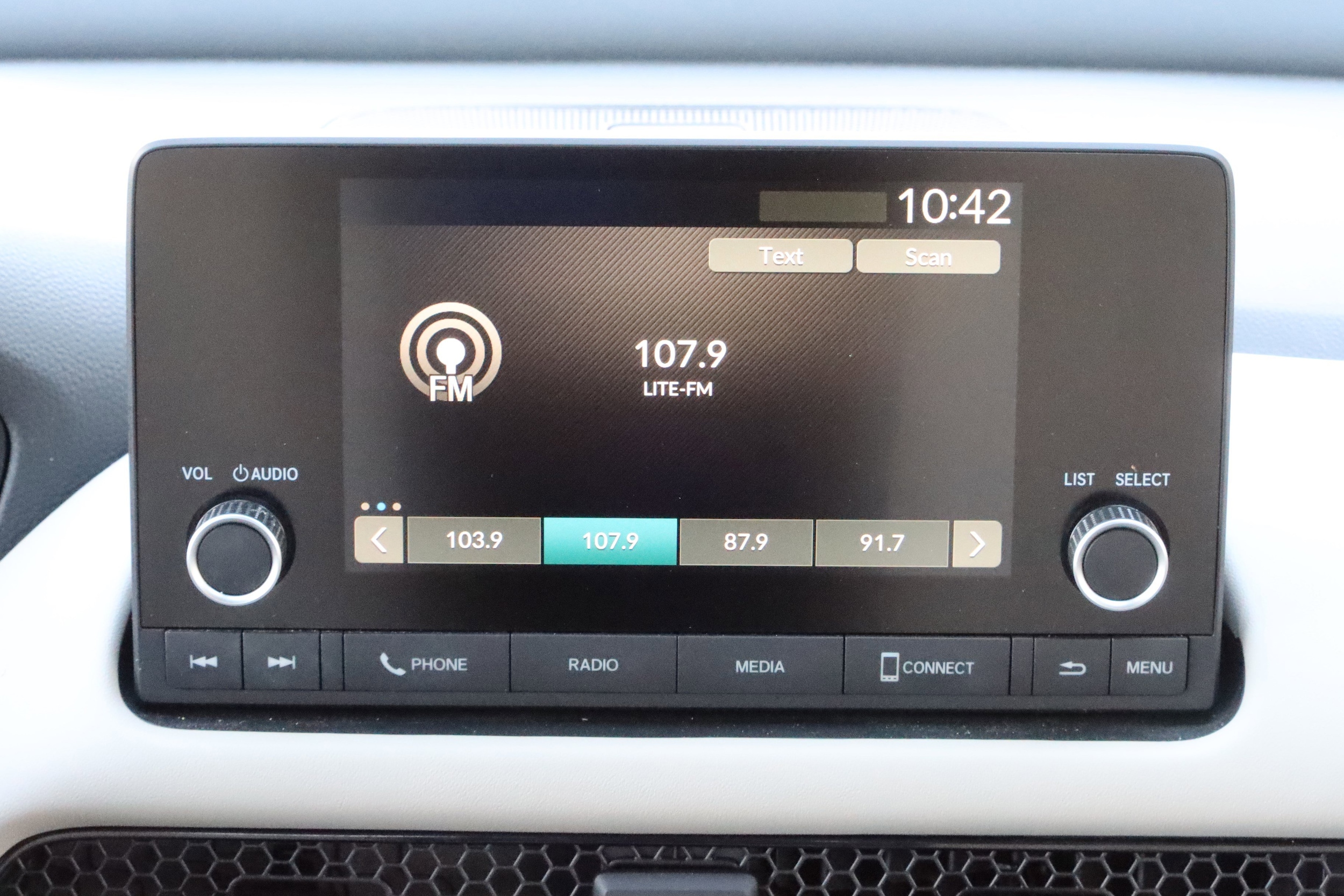 2024 Honda HR-V LX - Photo 24