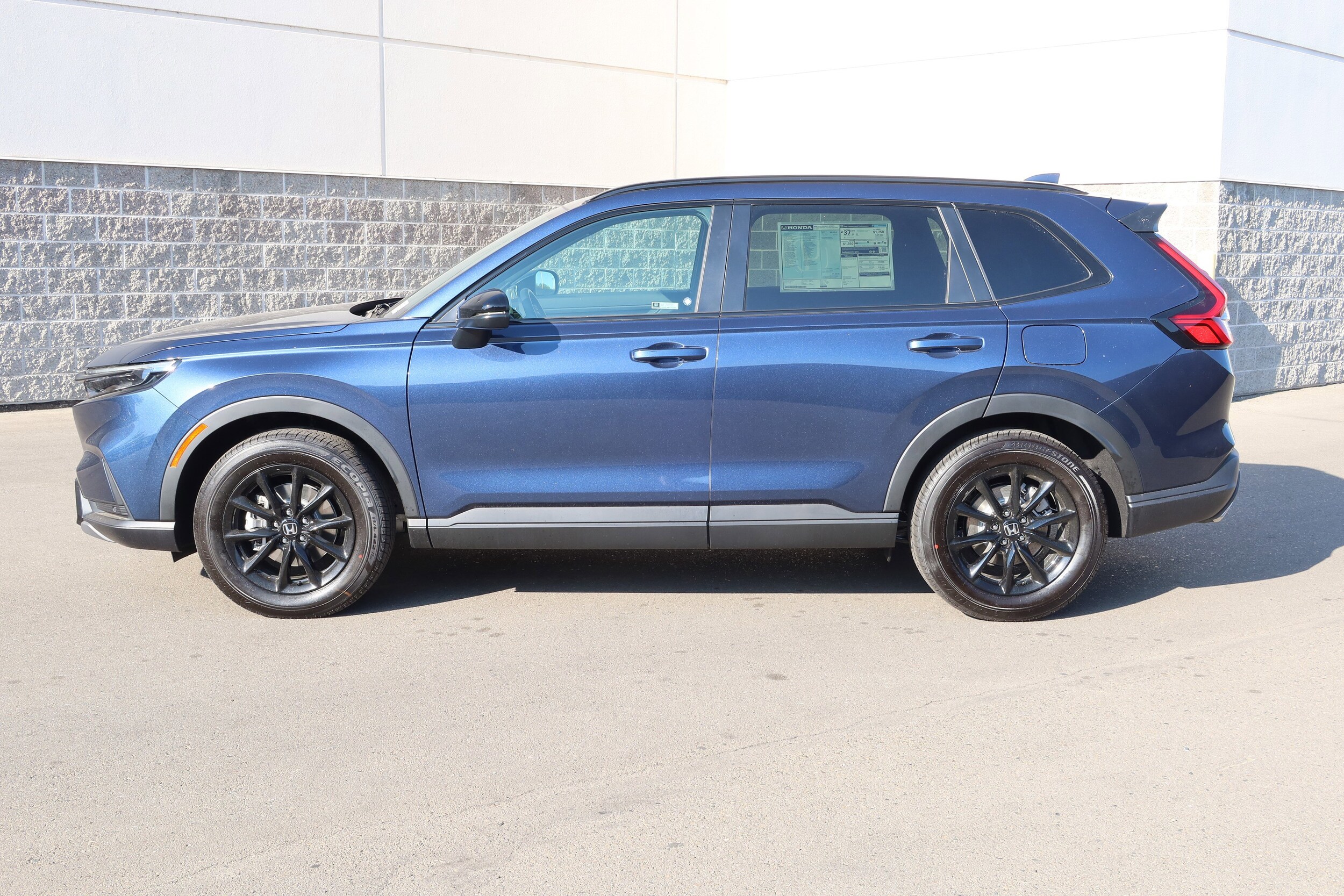 2026 Honda CR-V Hybrid Sport-L photo 2