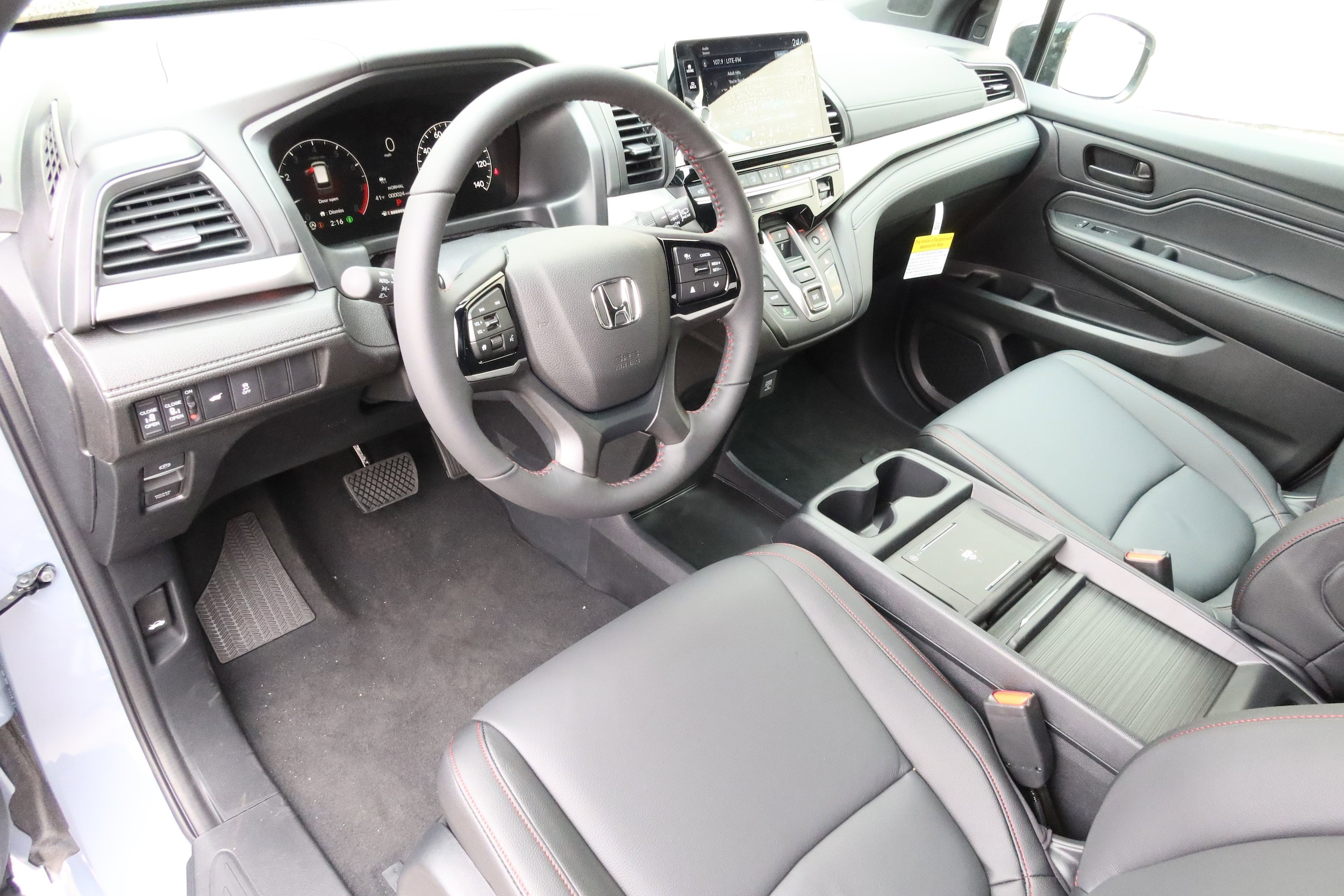 2026 Honda Odyssey Sport L - Photo 11