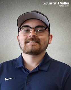 Staff member Jason Flores from ID_4e3d15580f1d