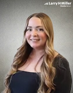 Staff member Ainsley Grider from ID_cb596dd99566