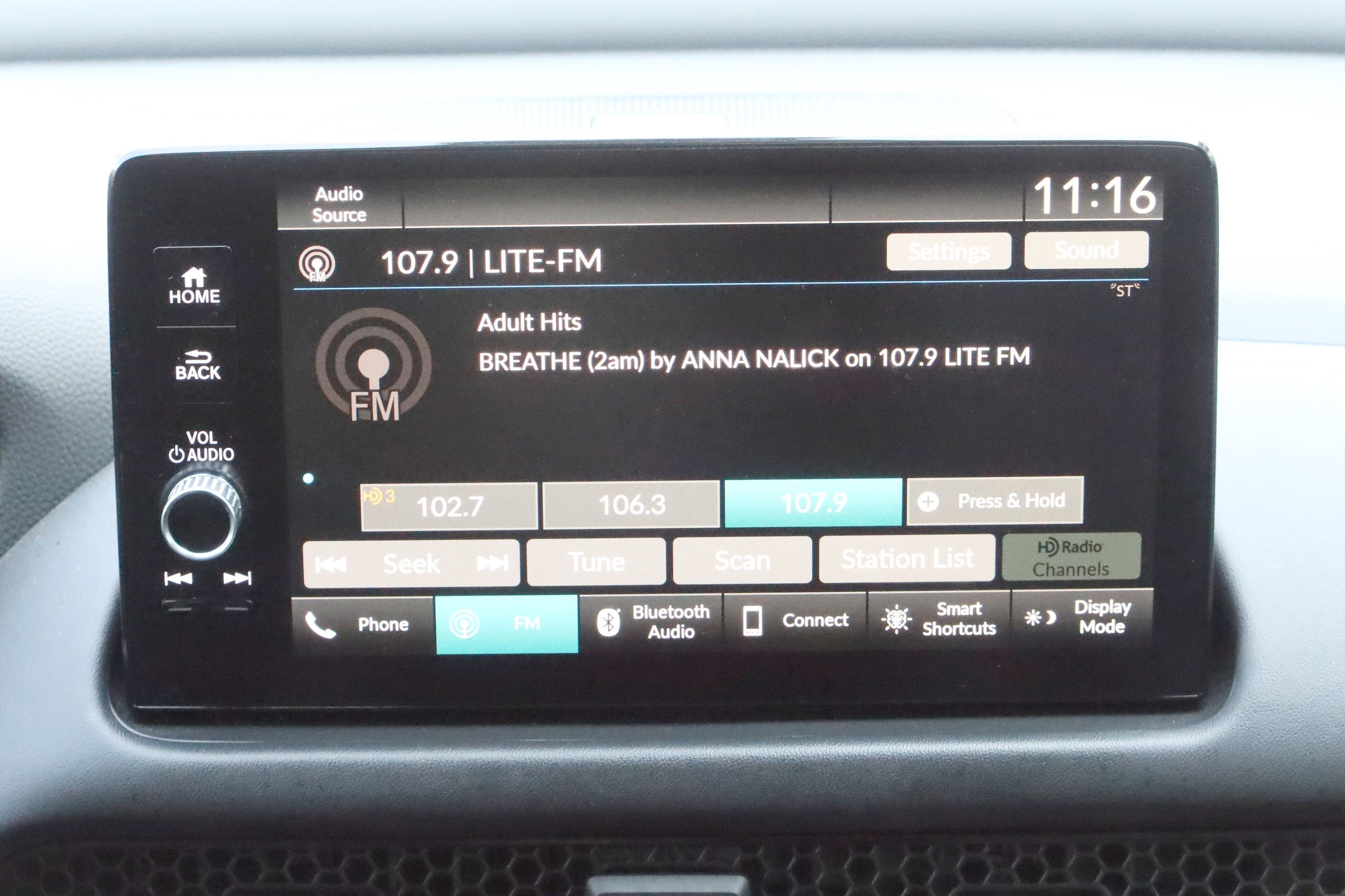 2025 Honda HR-V EX-L - Photo 24