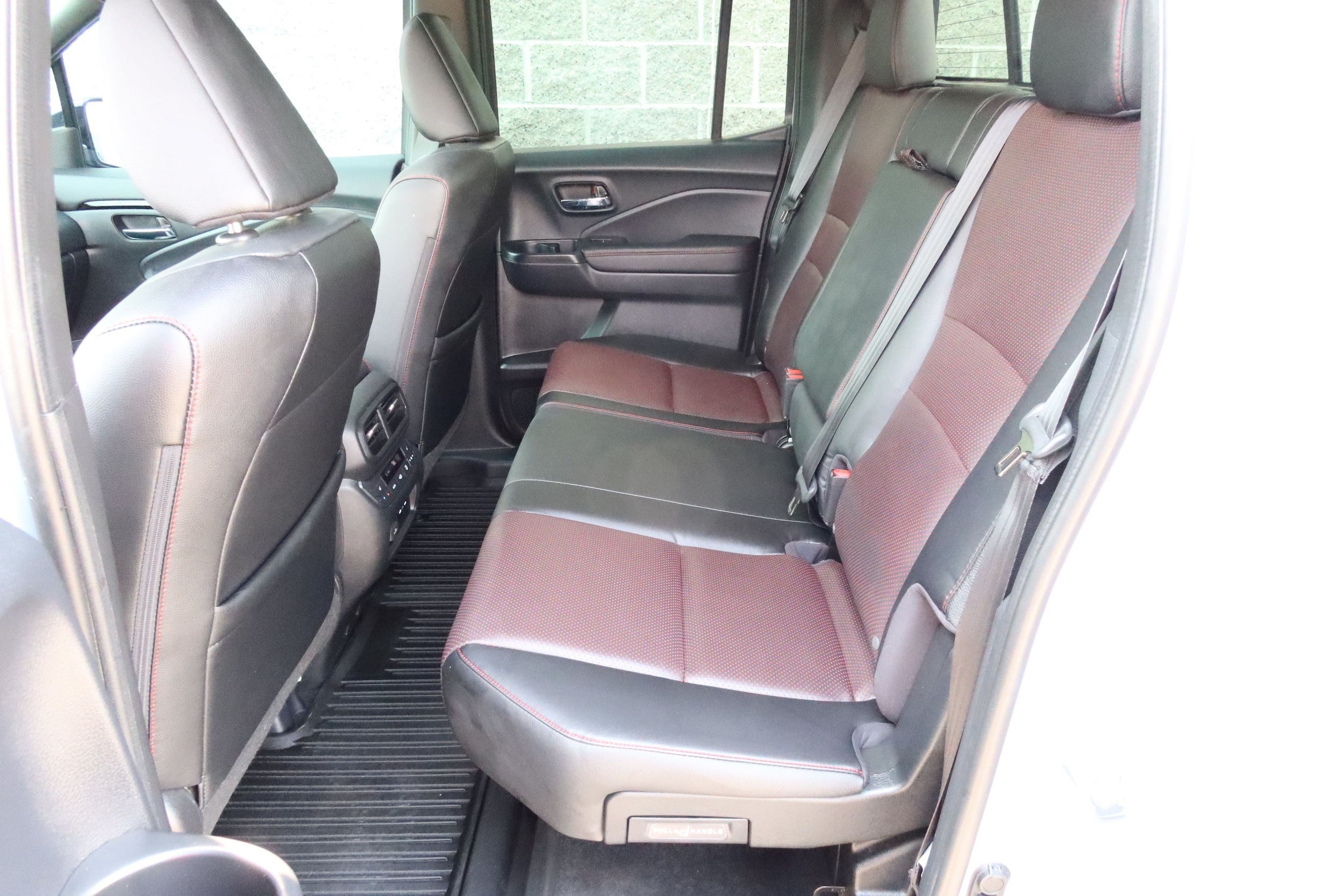 2024 Honda Ridgeline Black Edition - Photo 31