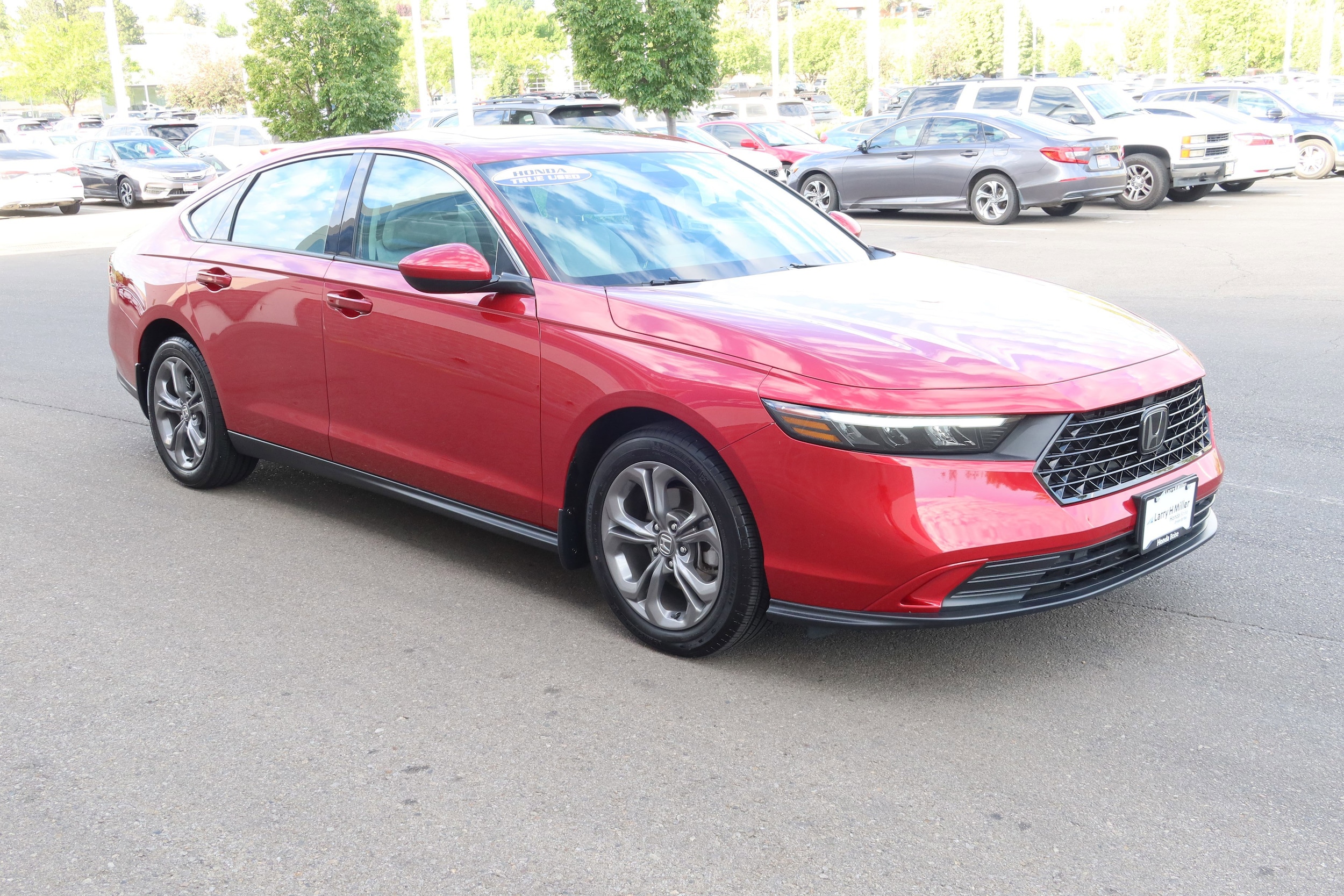 2024 Honda Accord EX - Photo 8