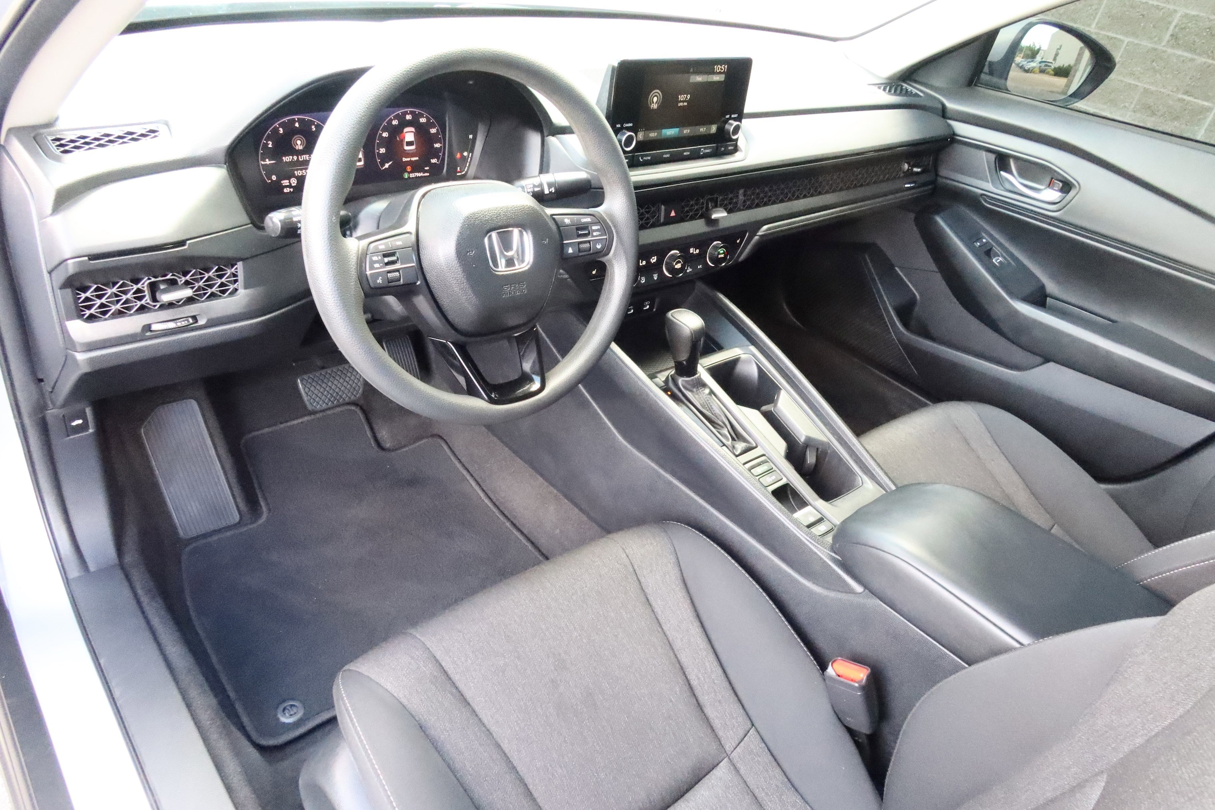 2024 Honda Accord EX - Photo 11