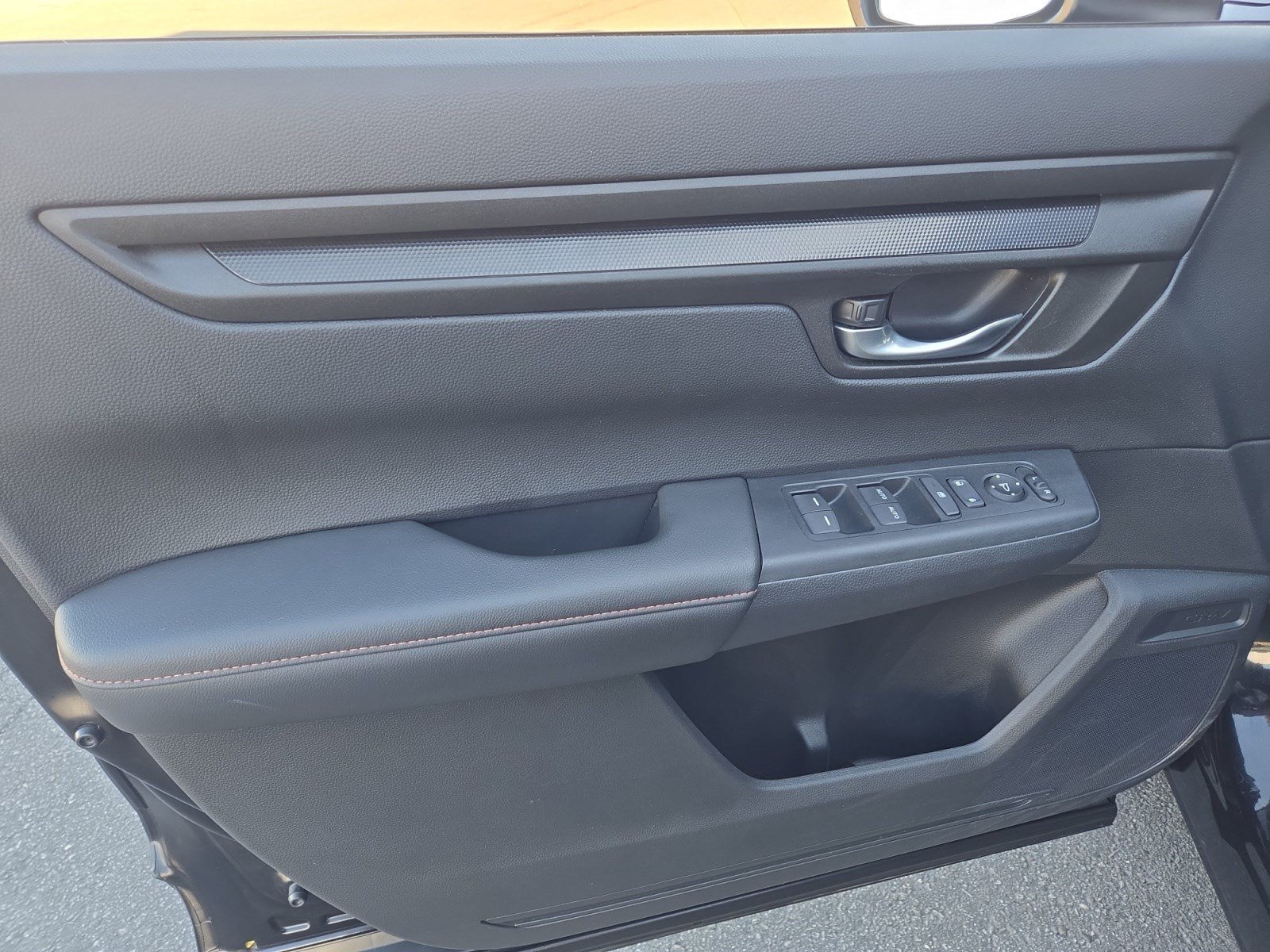 2025 Honda CR-V Sport - Photo 16