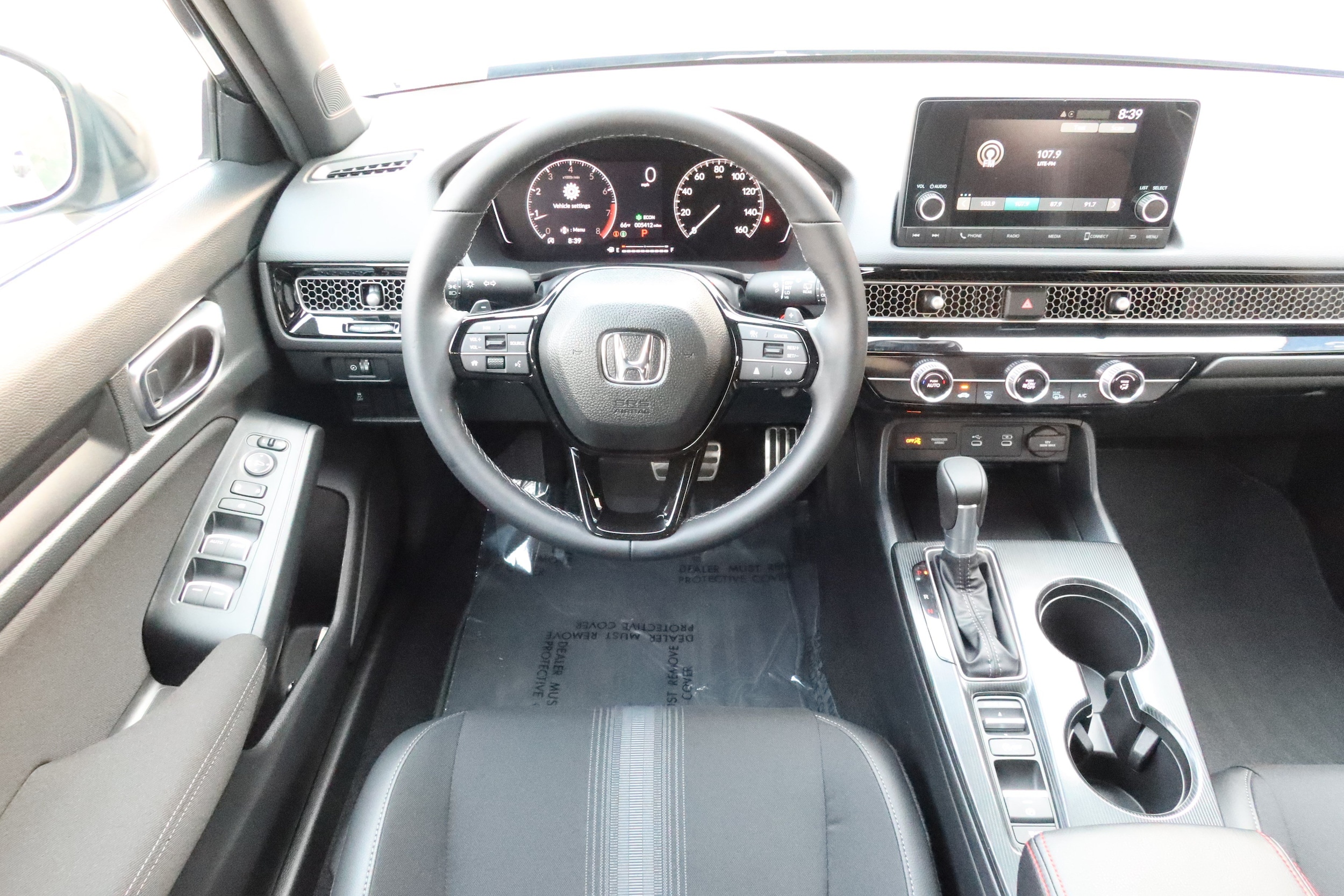 2026 Honda Civic Hatchback Sport - Photo 18