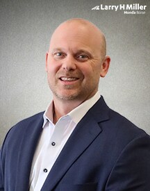 Staff member Cody Scott from ID_44c49cd5407f