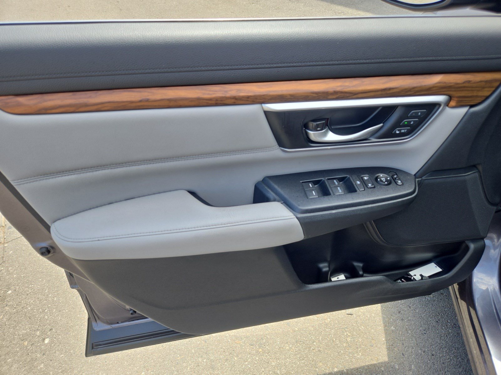2019 Honda CR-V Touring - Photo 16