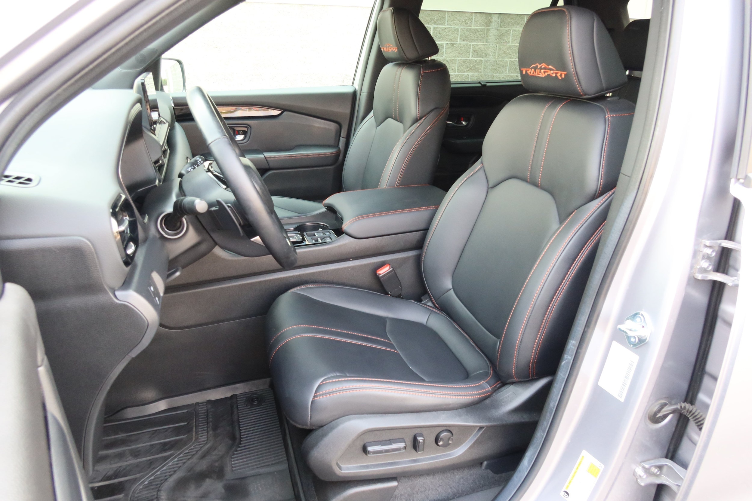 2025 Honda Pilot TrailSport - Photo 12