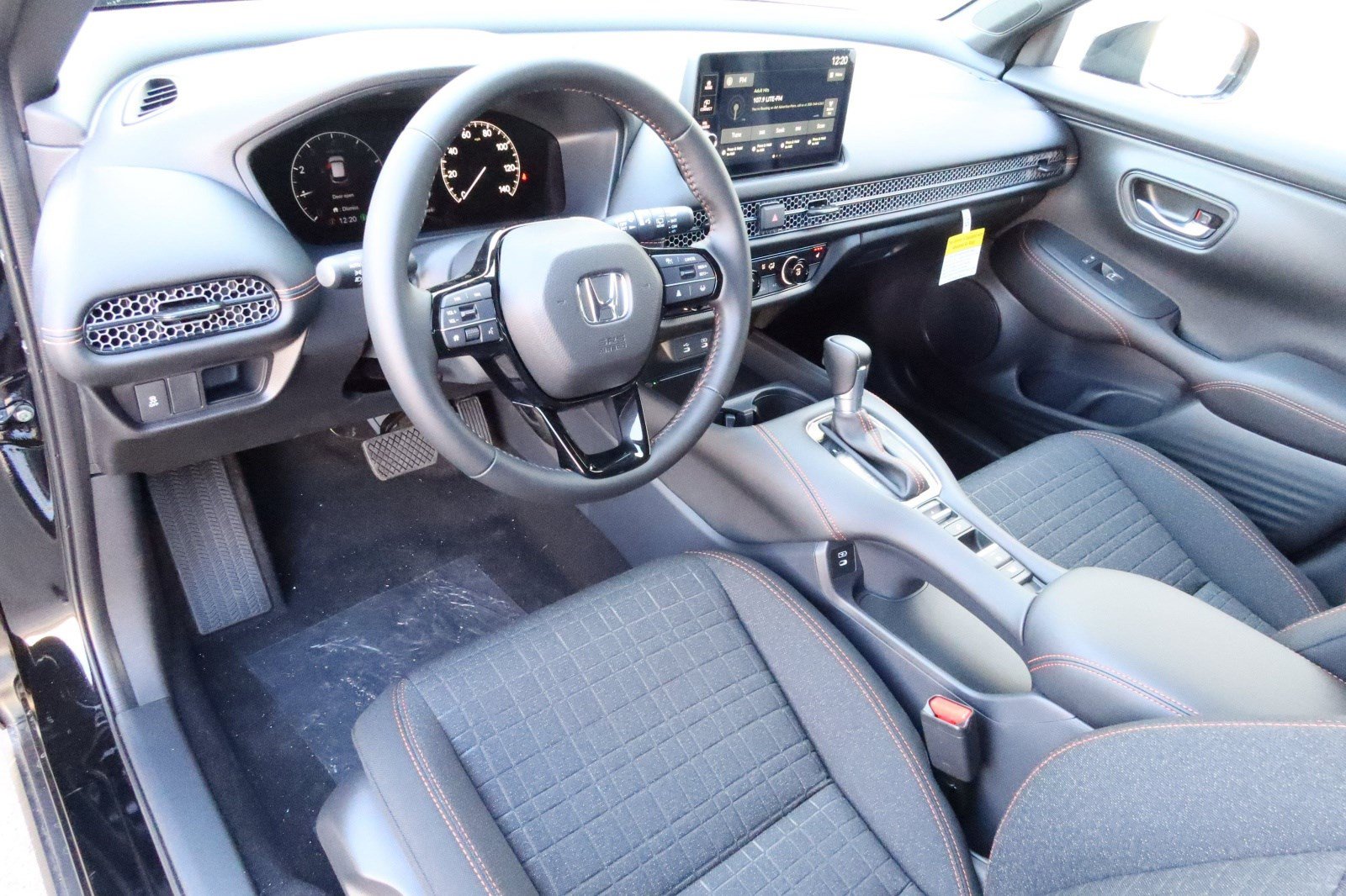 2027 Honda HR-V Sport - Photo 11