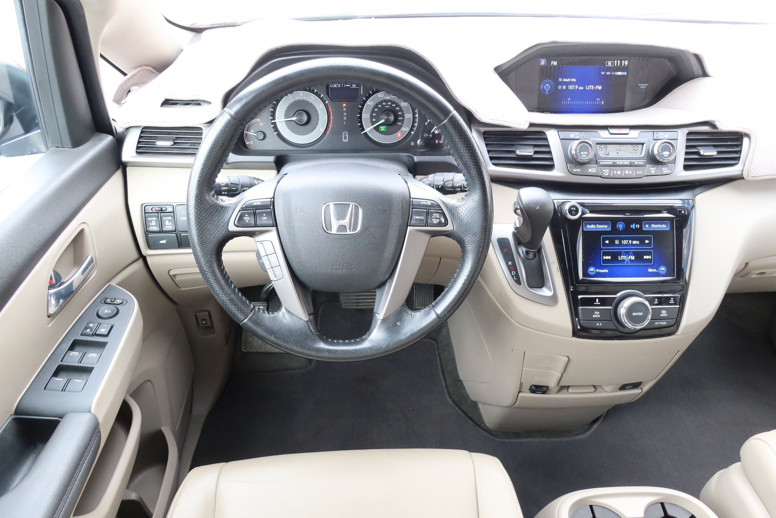 2016 Honda Odyssey EX-L - Photo 18