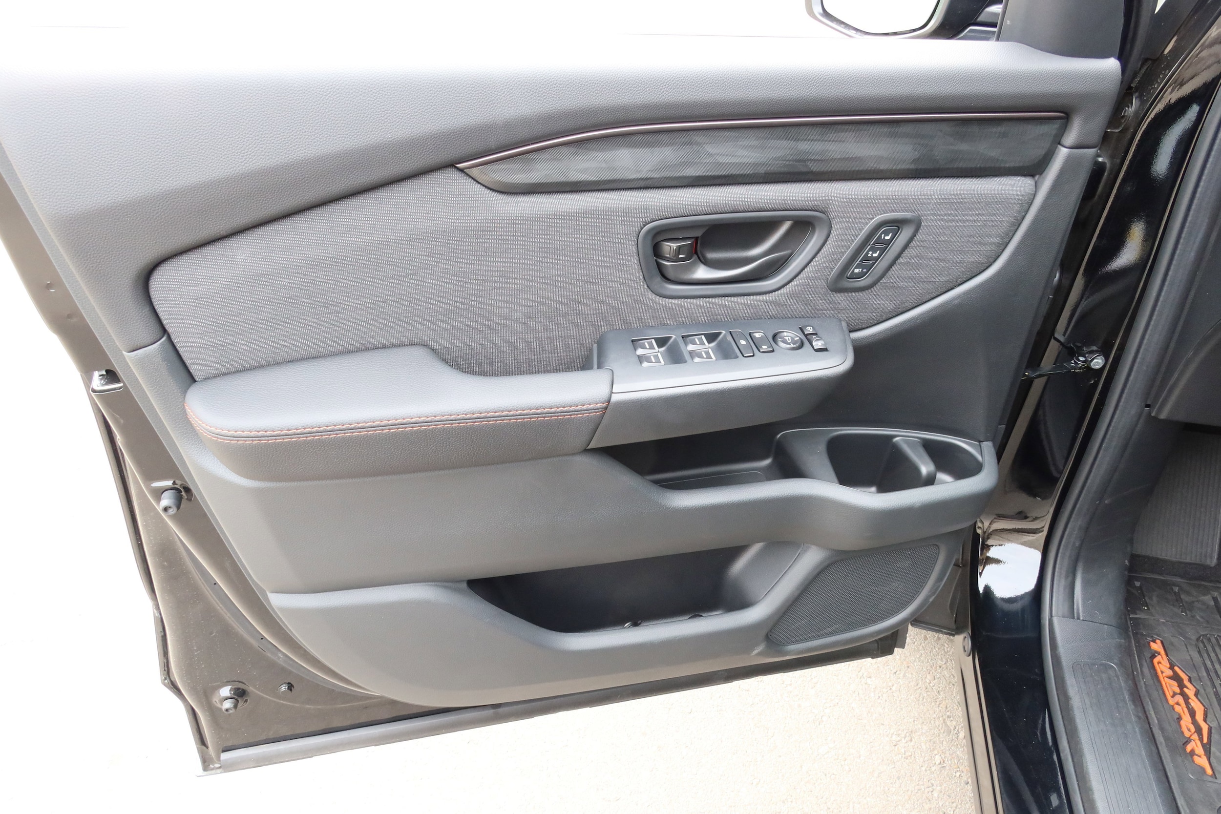 2026 Honda Passport TrailSport Blackout - Photo 15