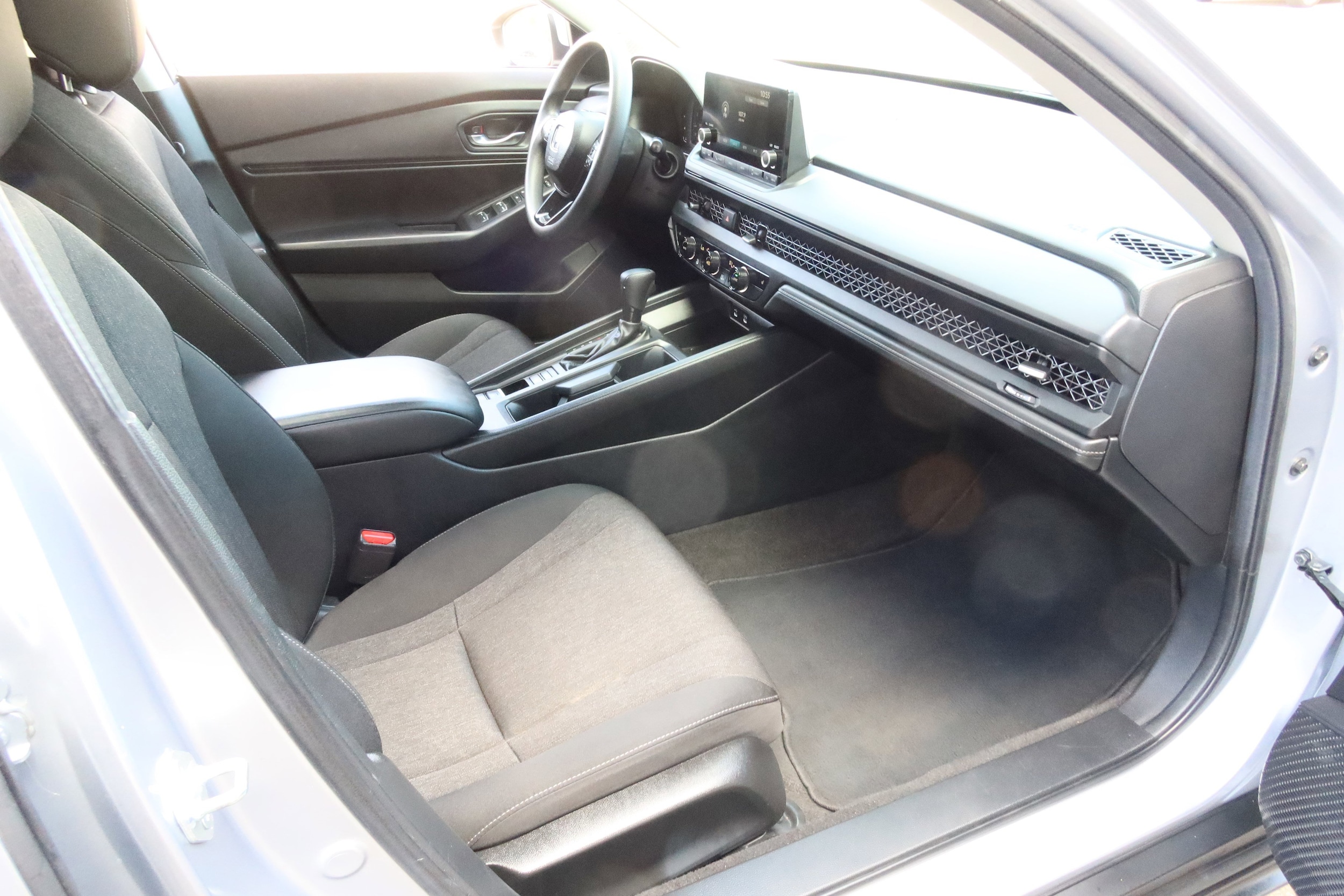2024 Honda Accord EX - Photo 32
