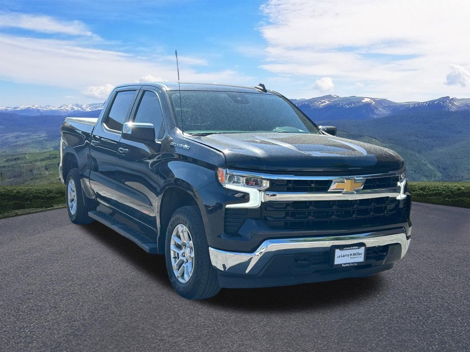2023 Chevrolet Silverado 1500 LT - Photo 24
