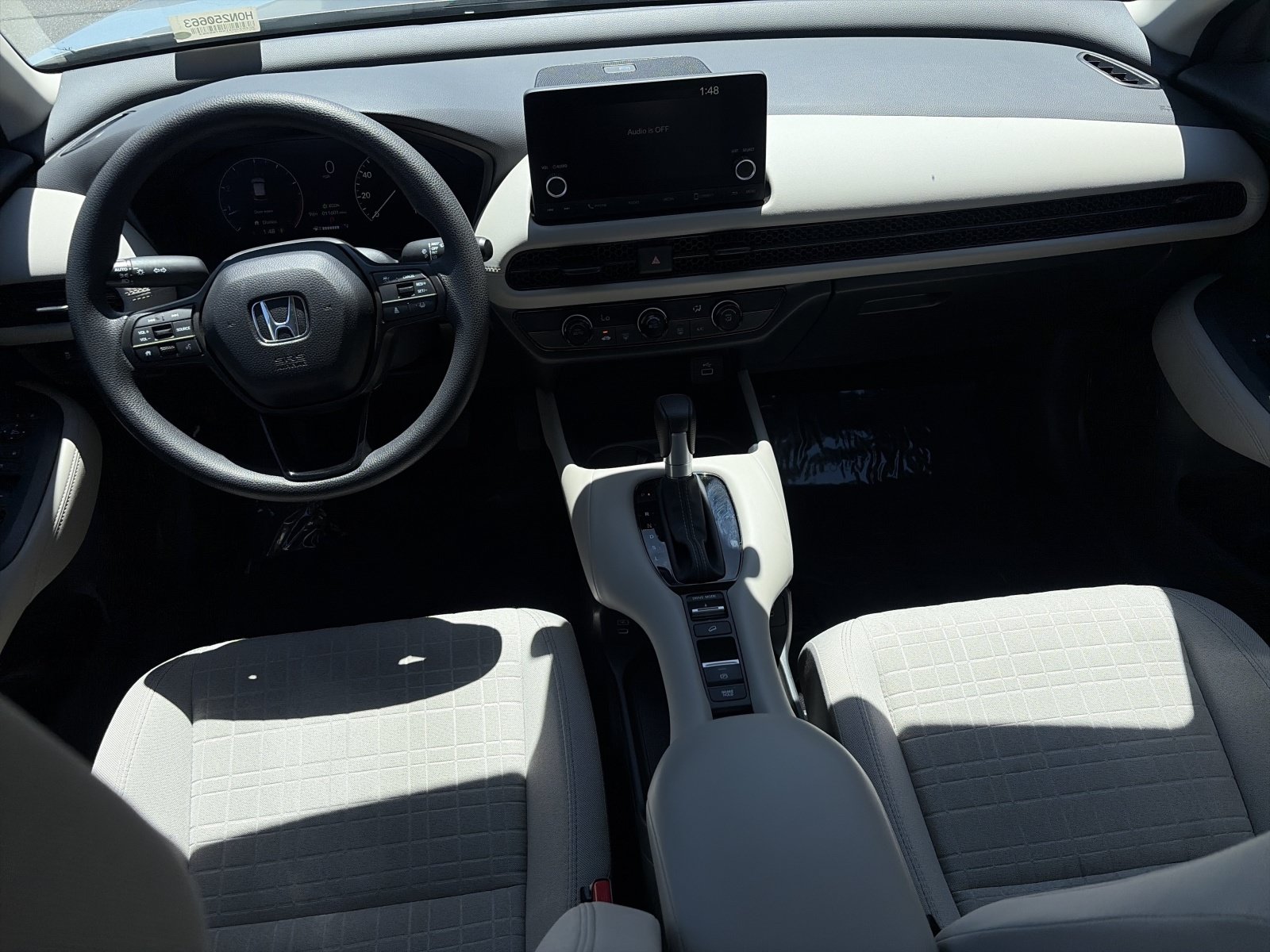 2025 Honda HR-V LX - Photo 17