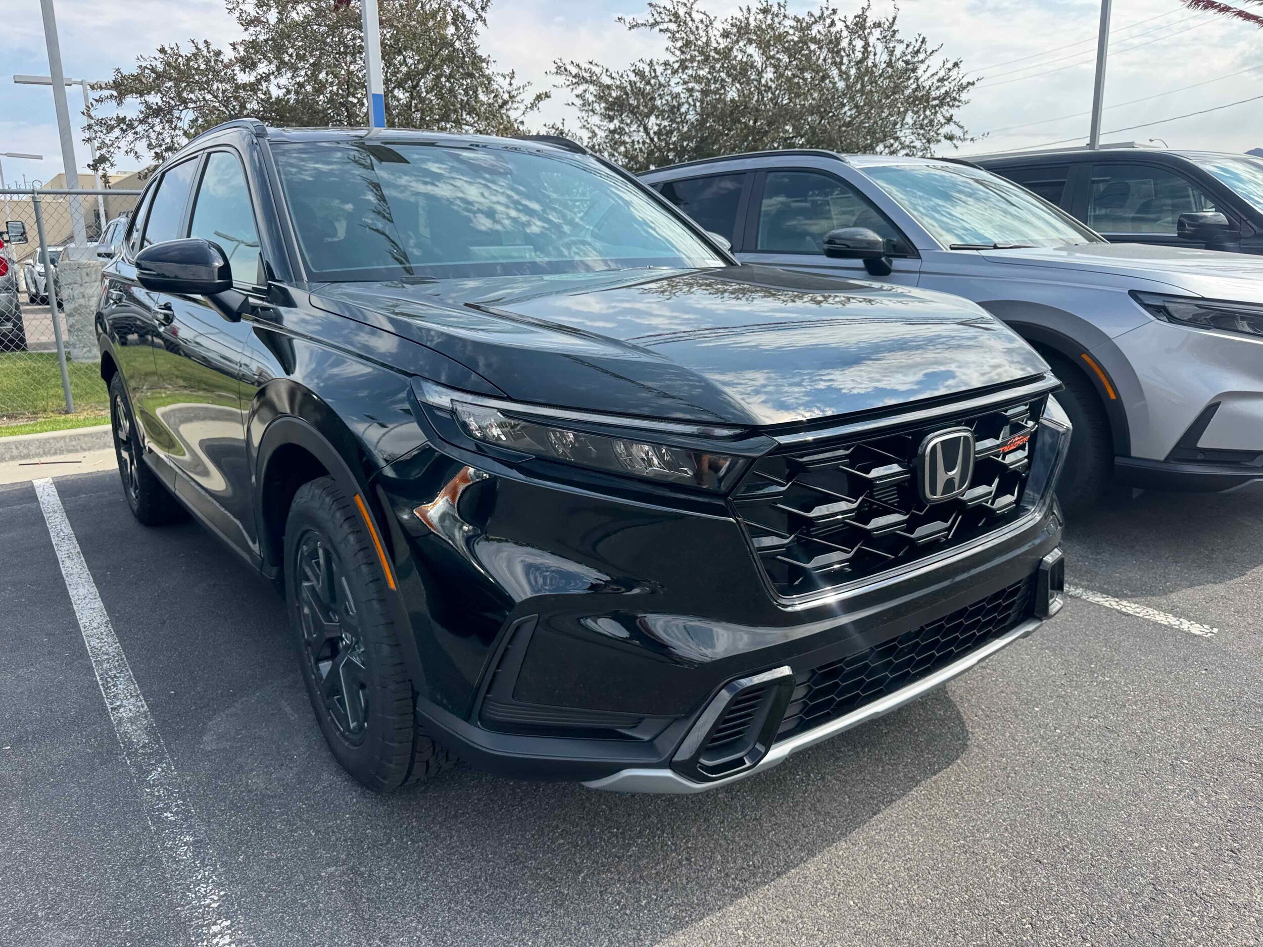 2026 Honda CR-V Hybrid photo 2