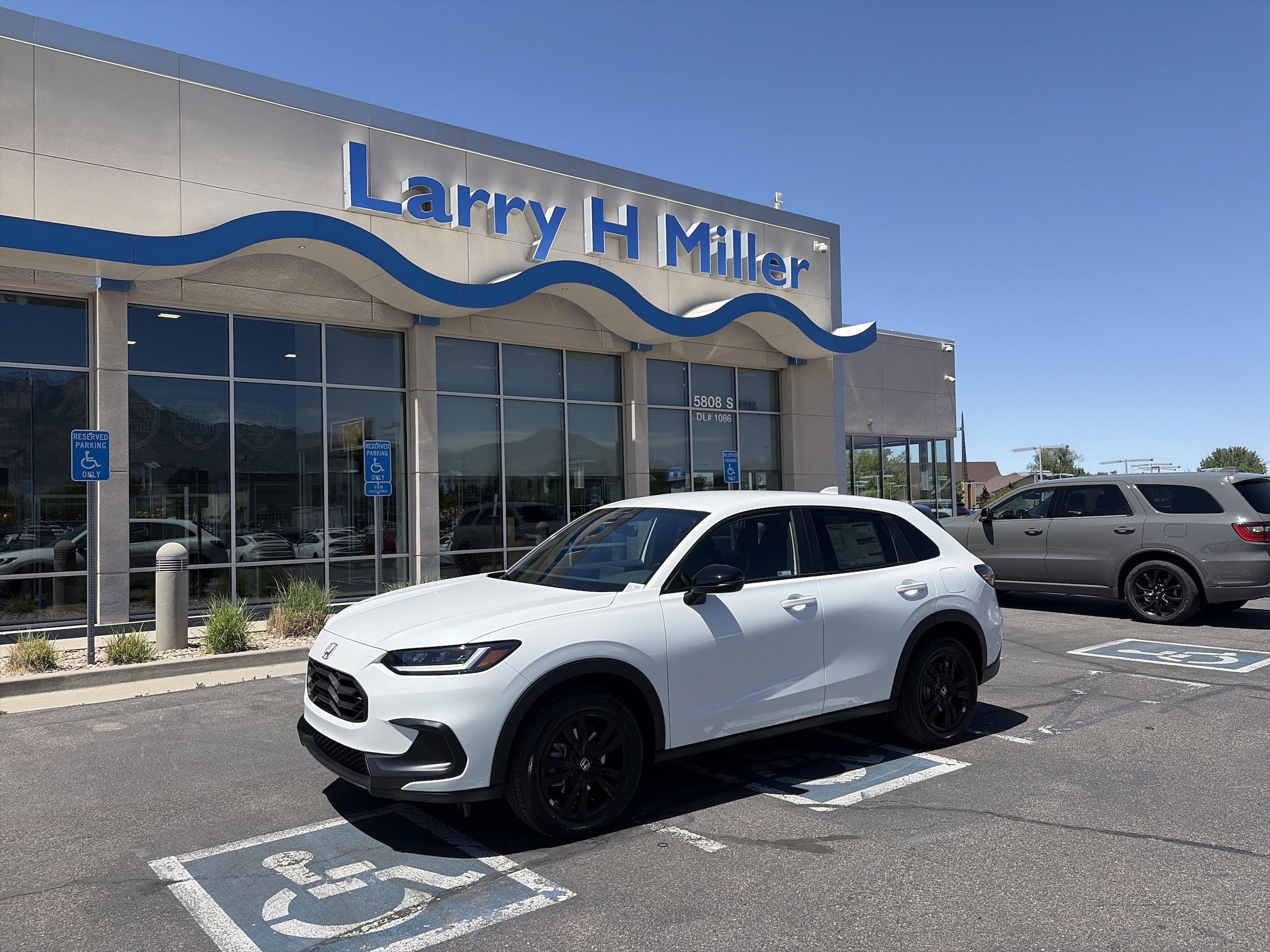 2027 Honda HR-V Sport AWD's photo