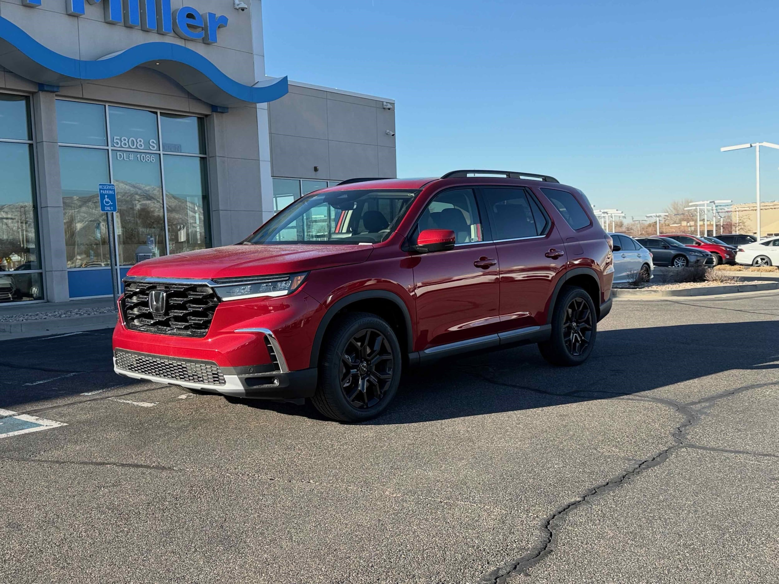 2025 Honda Pilot Touring's photo