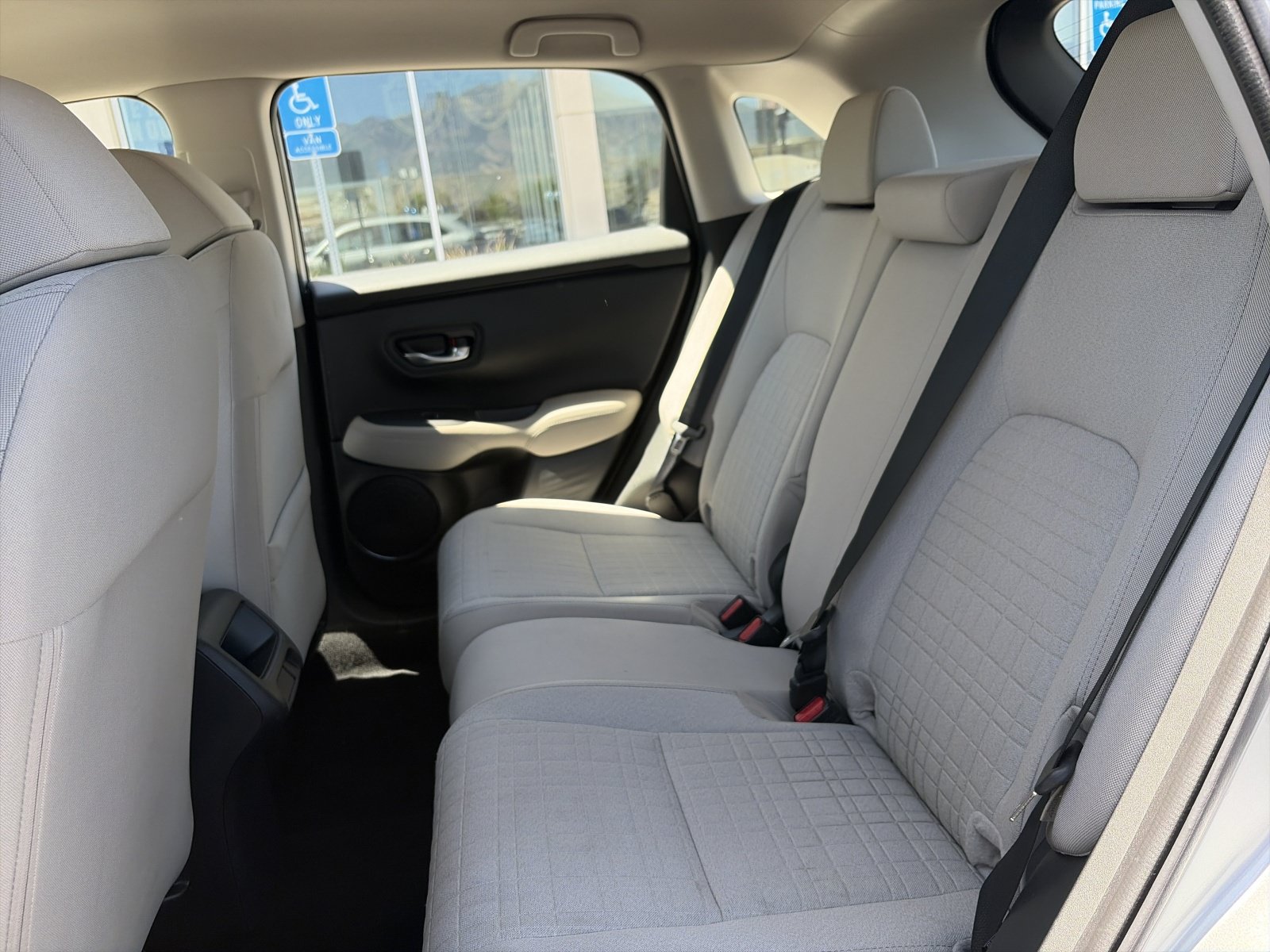 2025 Honda HR-V LX - Photo 25