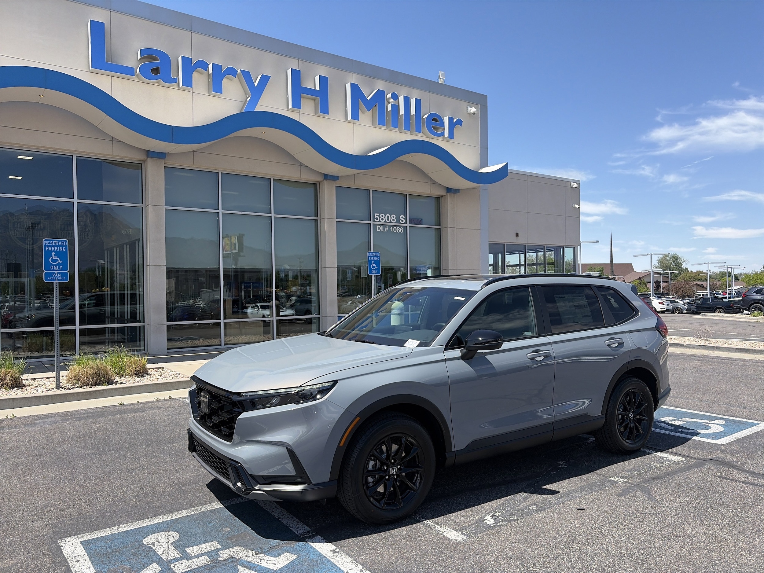 2026 Honda CR-V Hybrid Sport AWD's photo