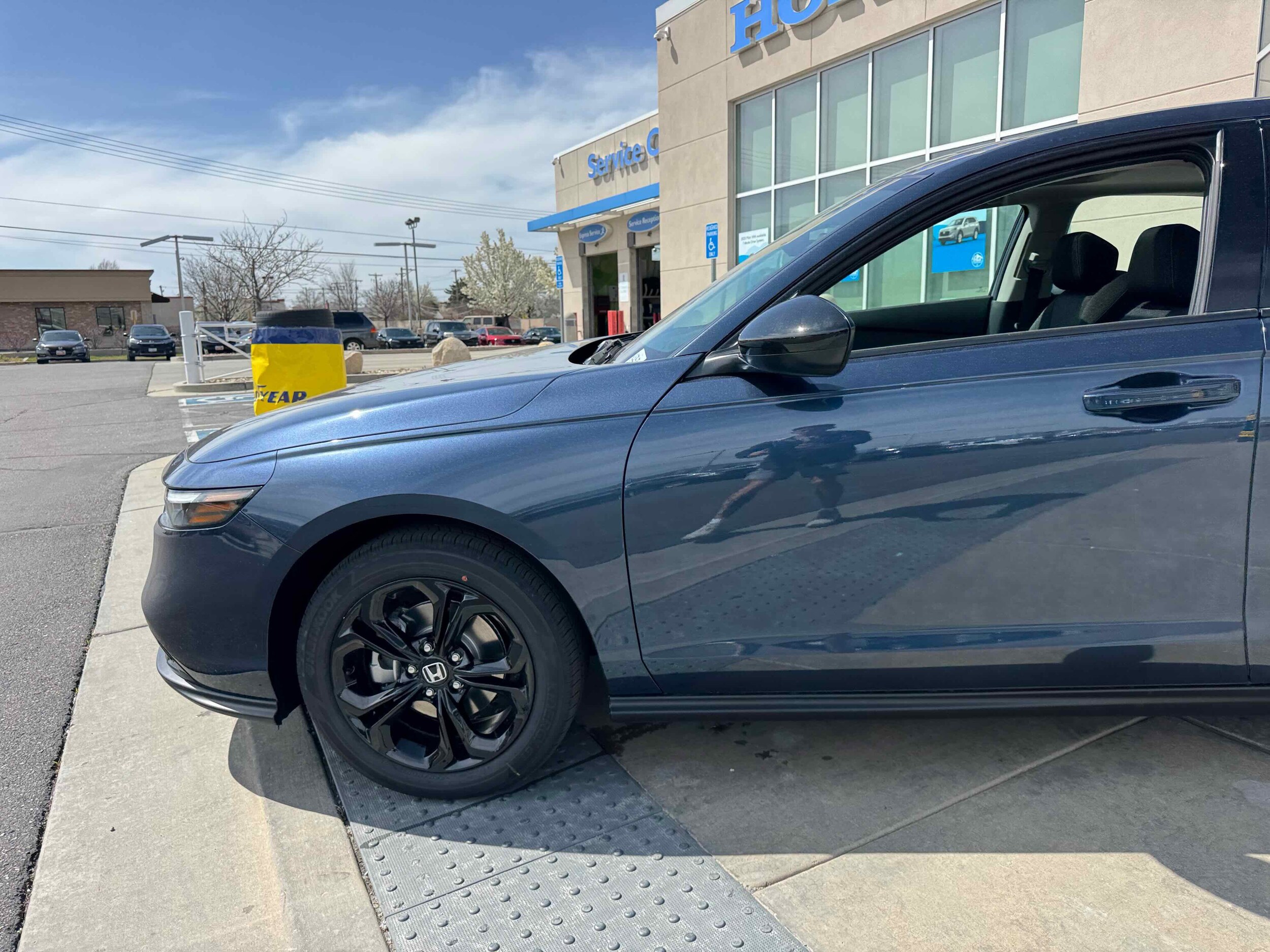 2025 Honda Accord SE photo 3