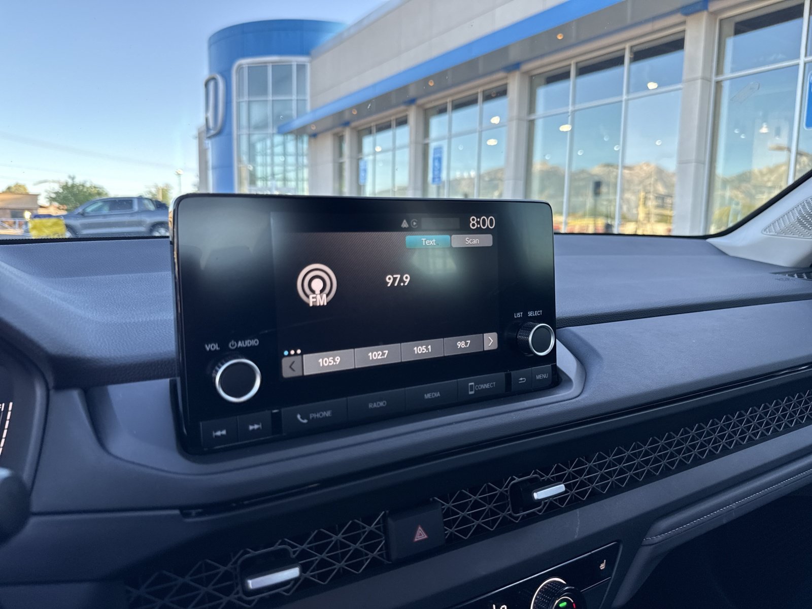 2025 Honda Accord SE - Photo 25