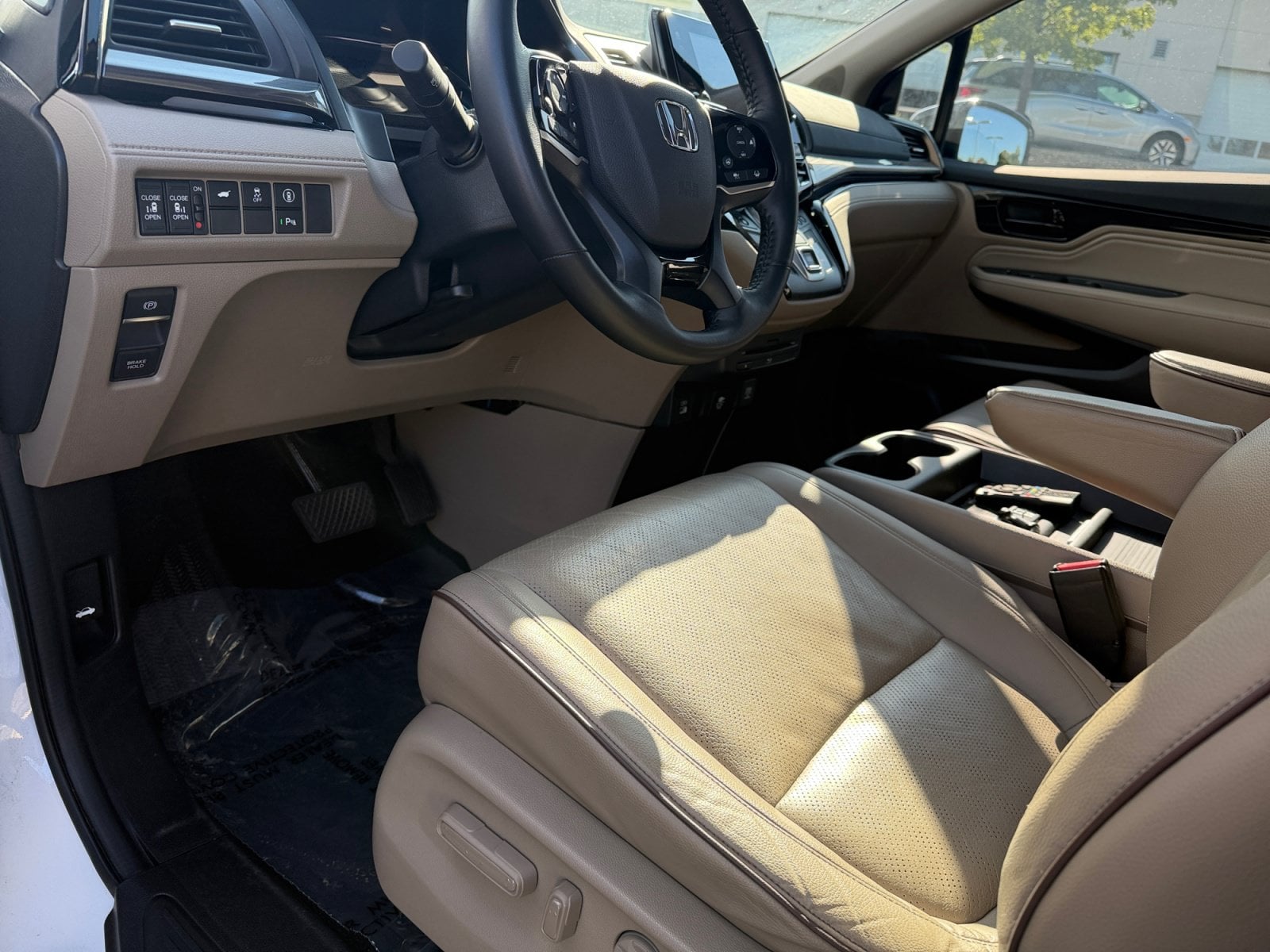 2024 Honda Odyssey Elite - Photo 22