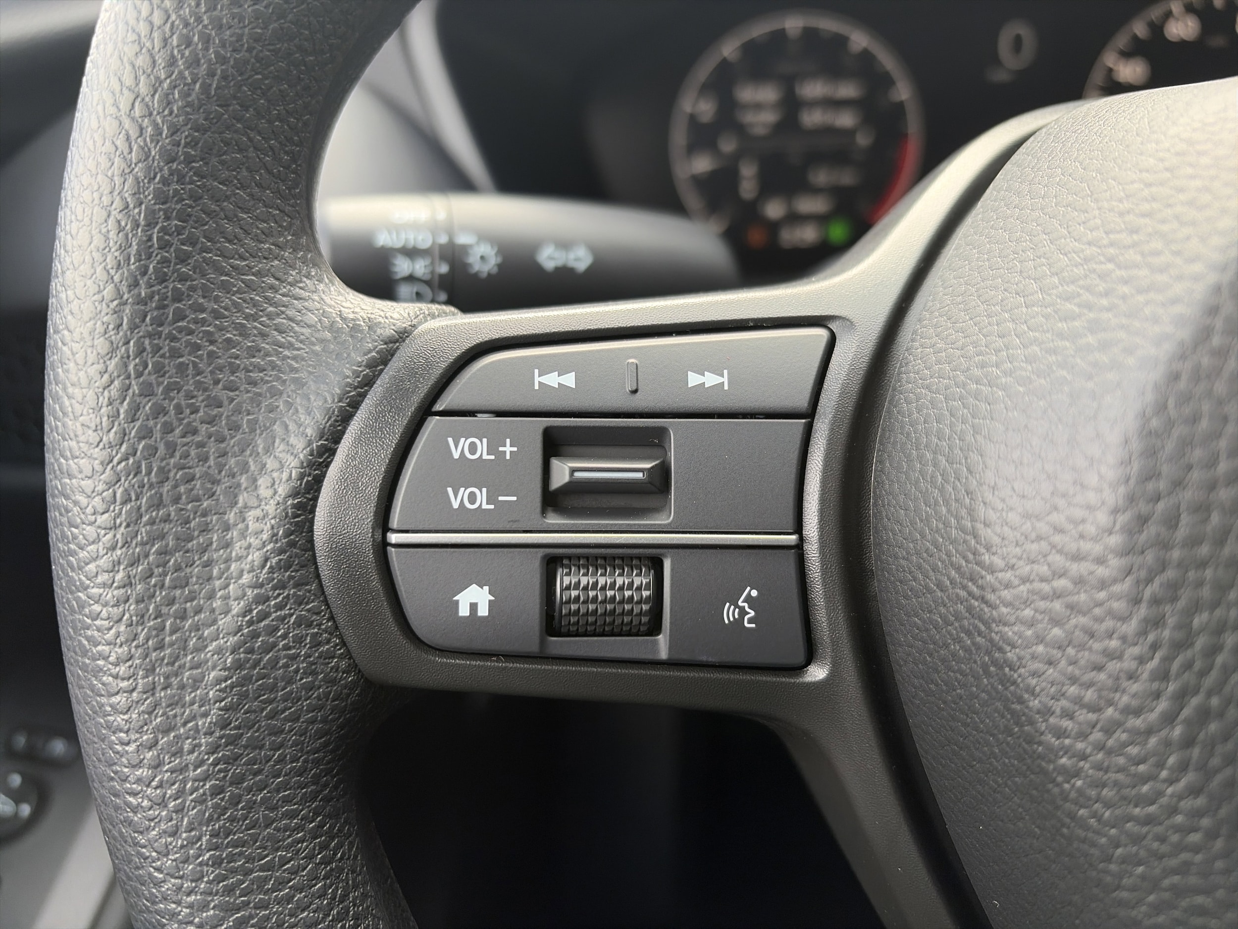2026 Honda HR-V LX - Photo 18