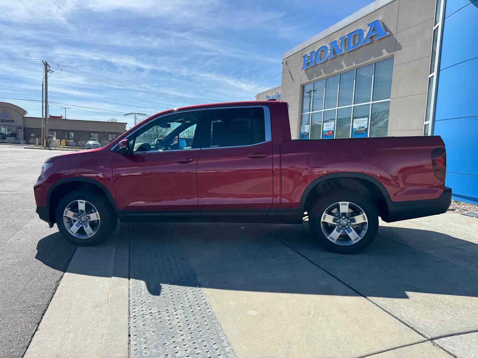 2025 Honda Ridgeline RTL photo 4