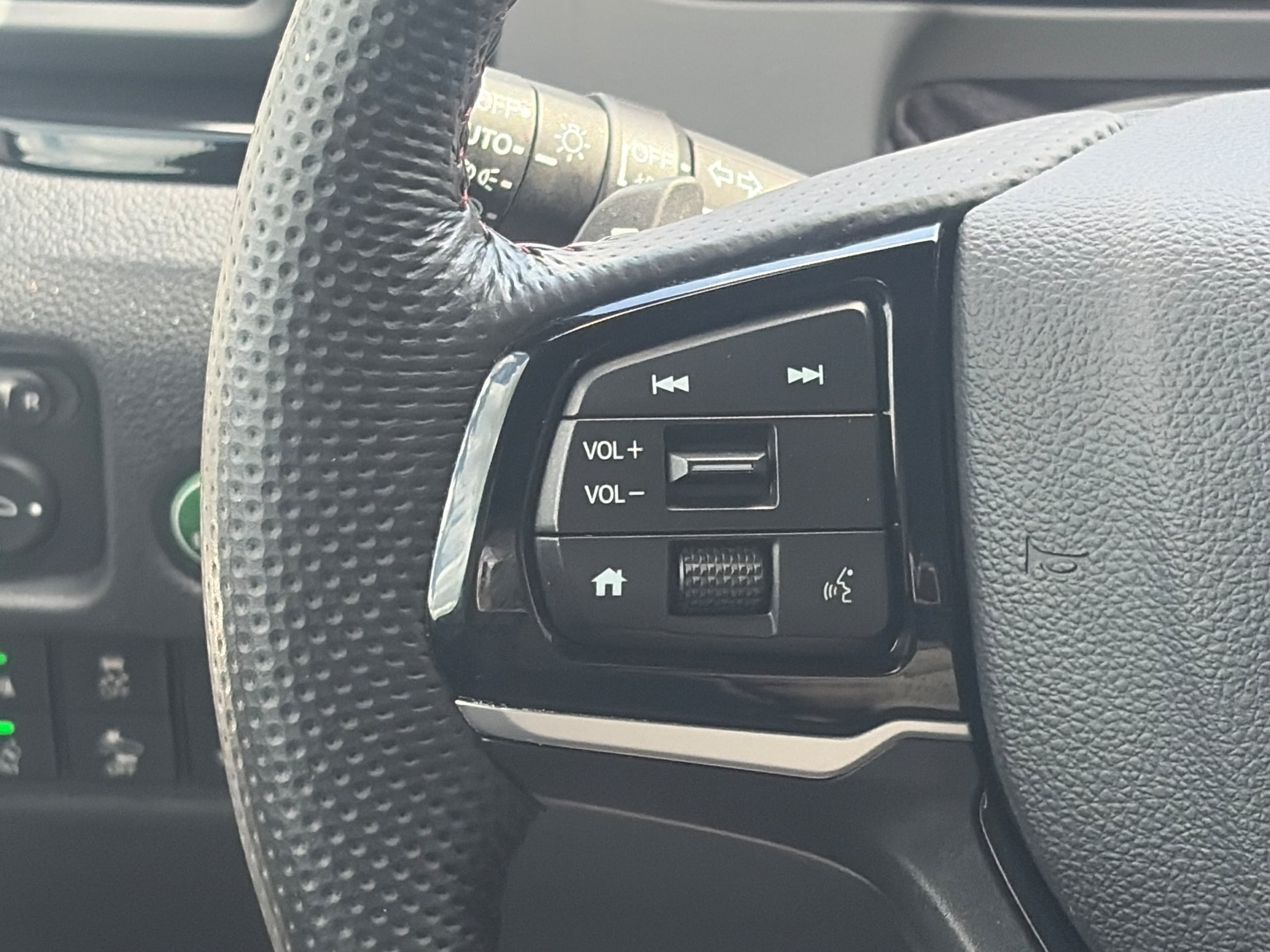 2024 Honda Ridgeline Black Edition - Photo 18