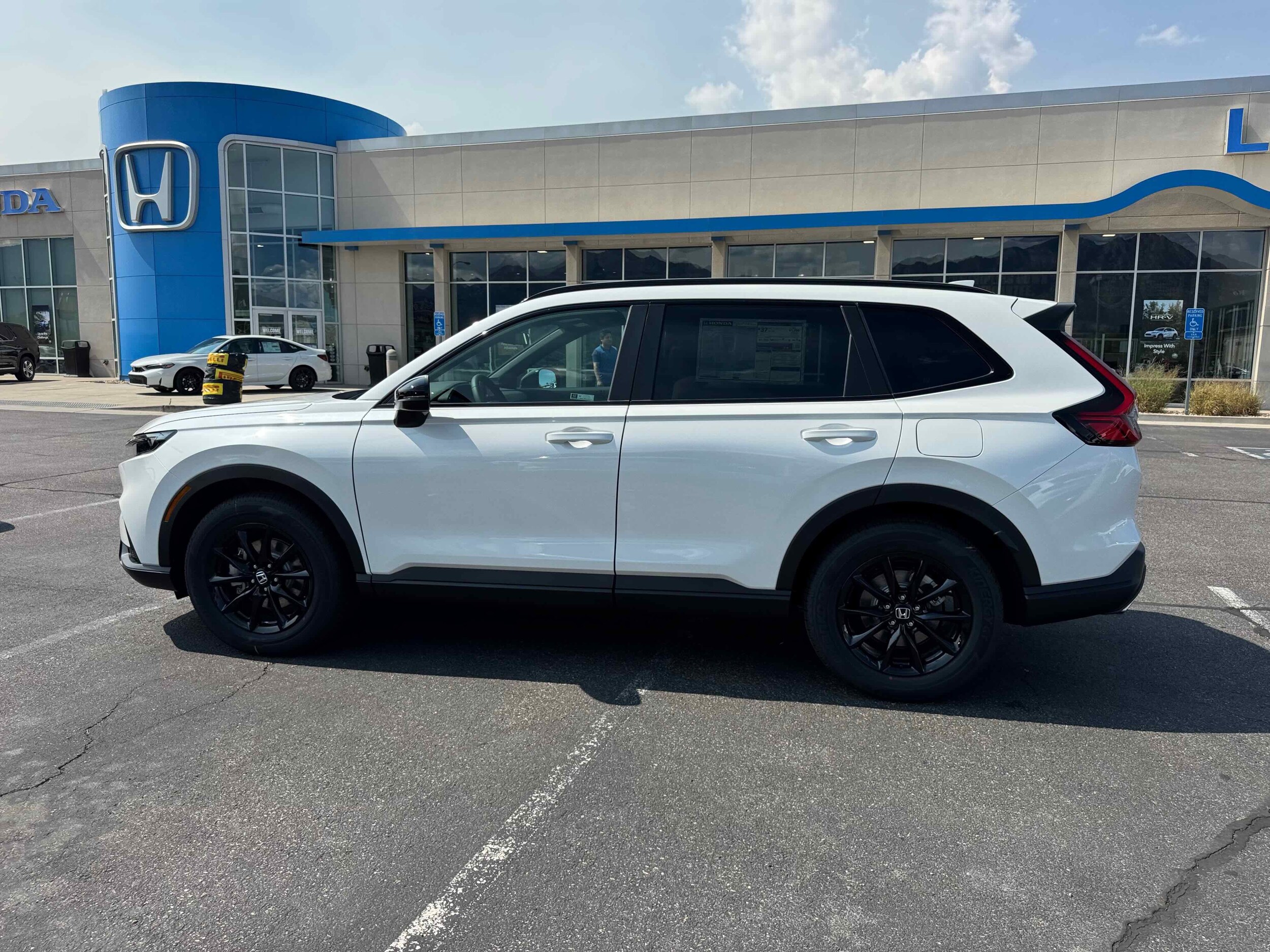 2026 Honda CR-V Hybrid Sport-L photo 2
