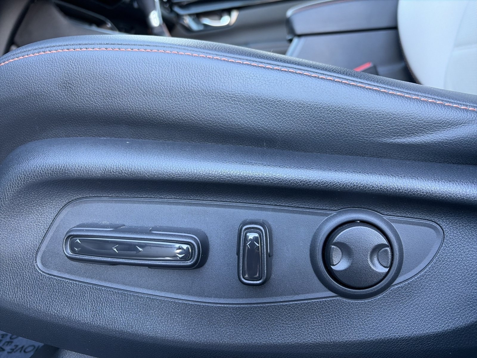 2025 Honda CR-V Sport Touring - Photo 14