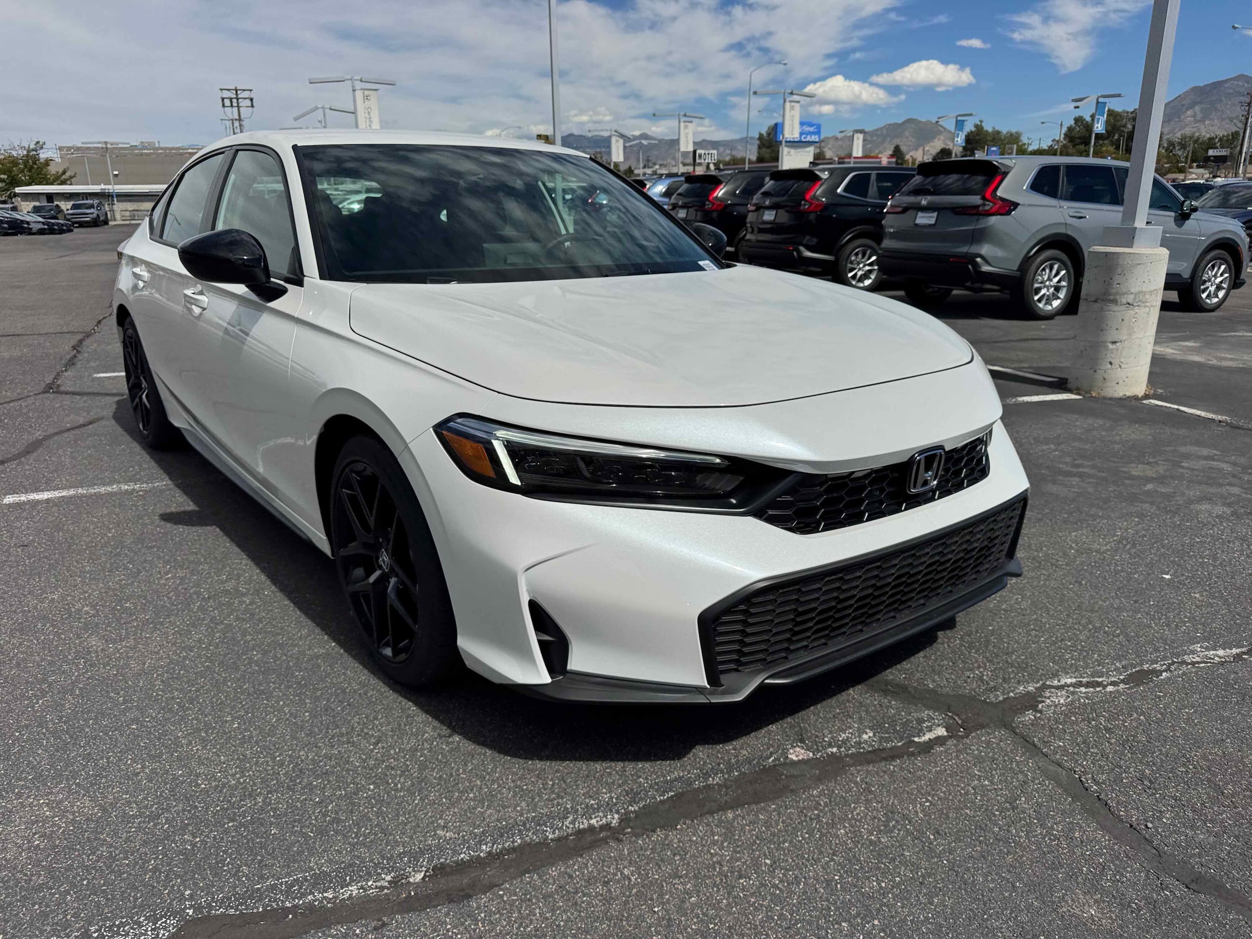 2026 Honda Civic Hatchback Sport - Photo 12