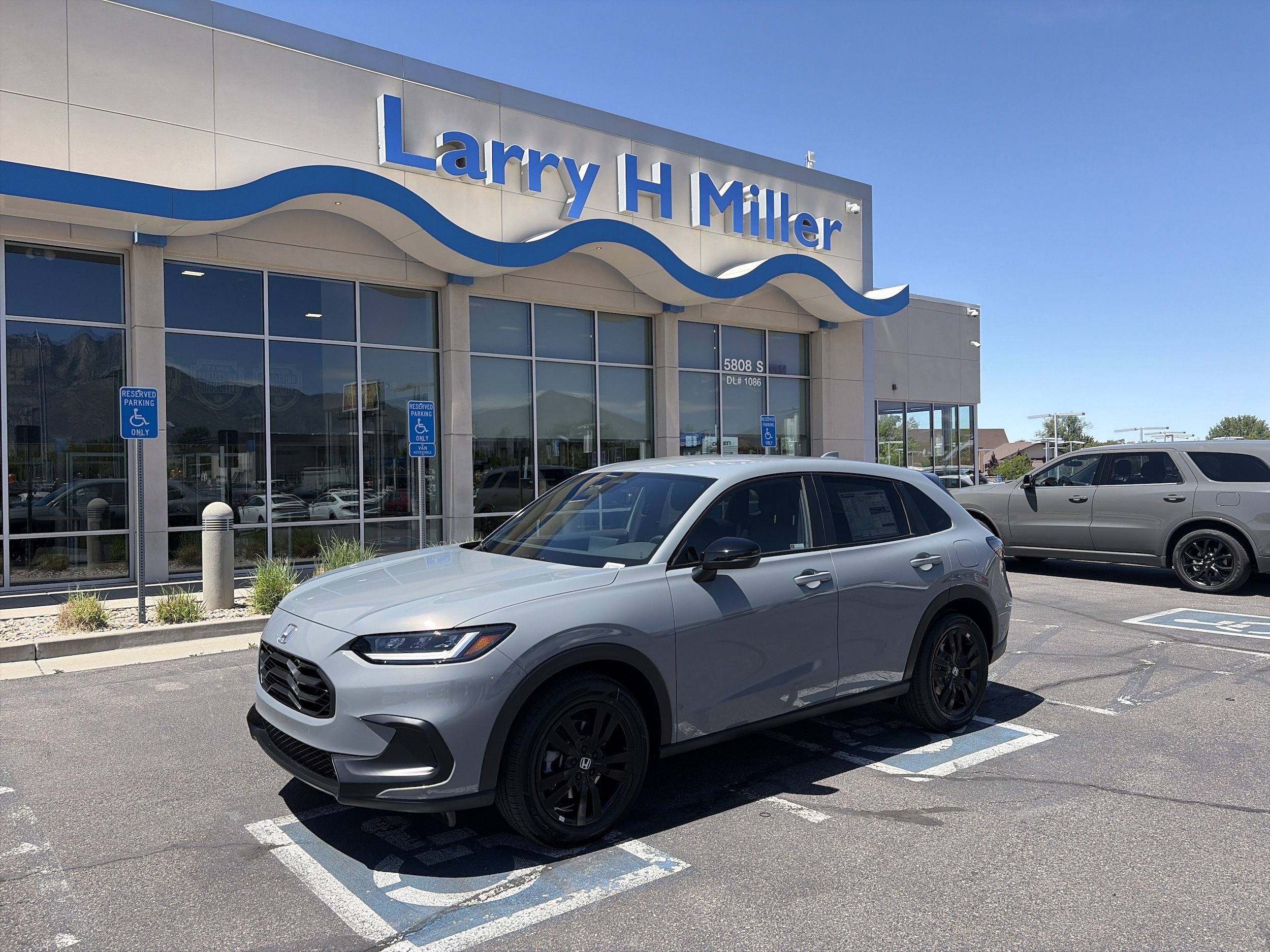2027 Honda HR-V Sport AWD's photo