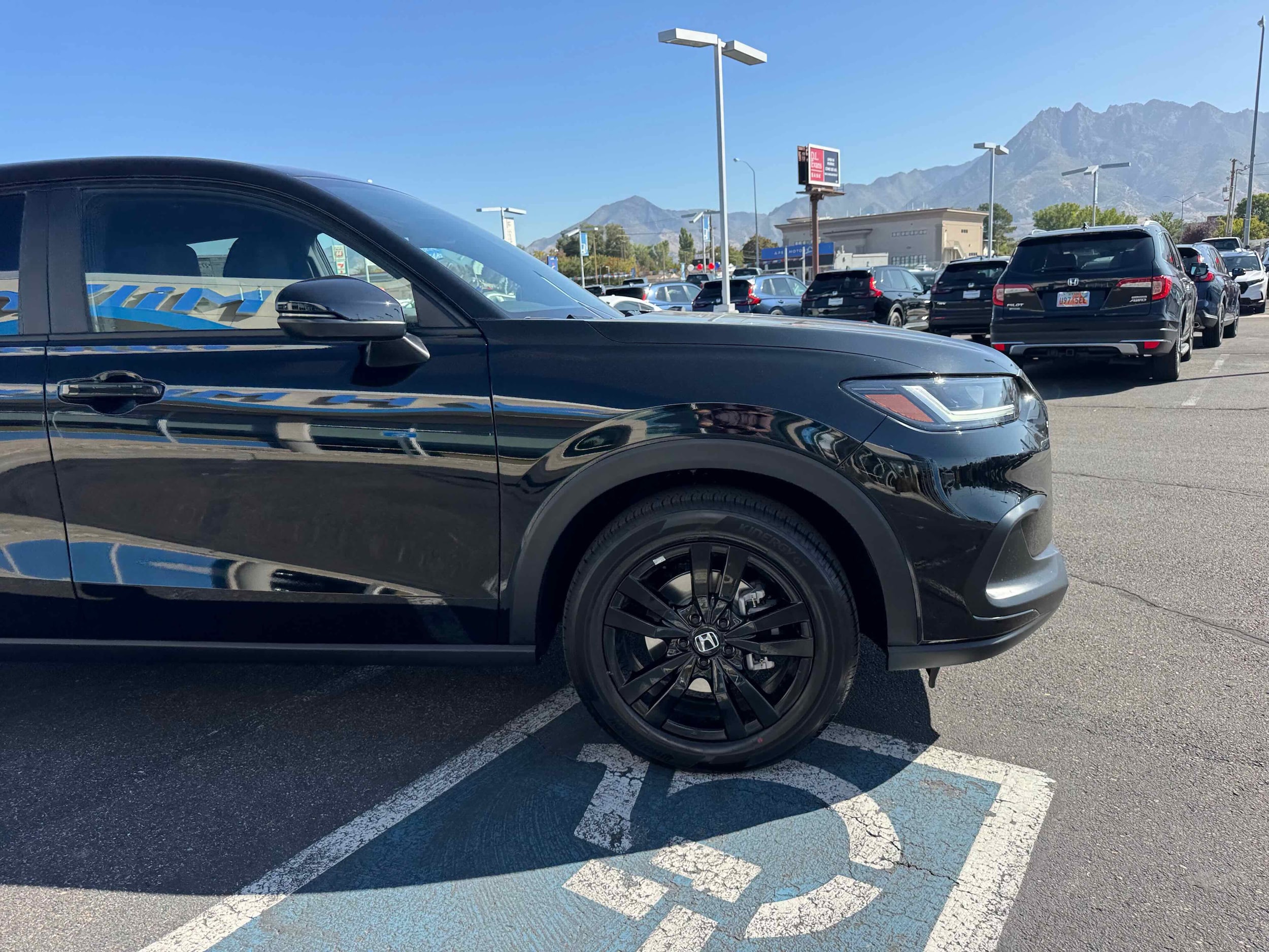 2026 Honda HR-V Sport - Photo 11